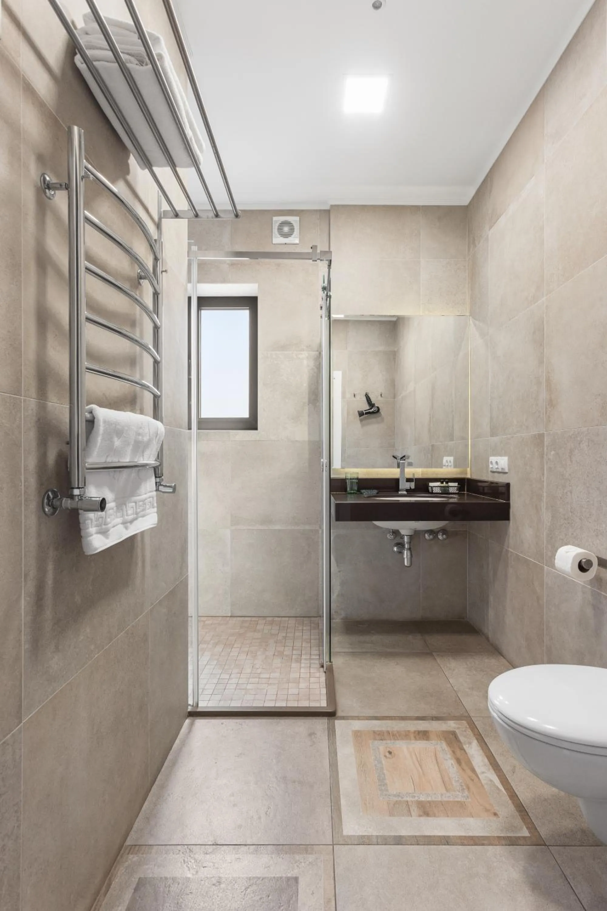 Shower in Frapolli 21 Hotel