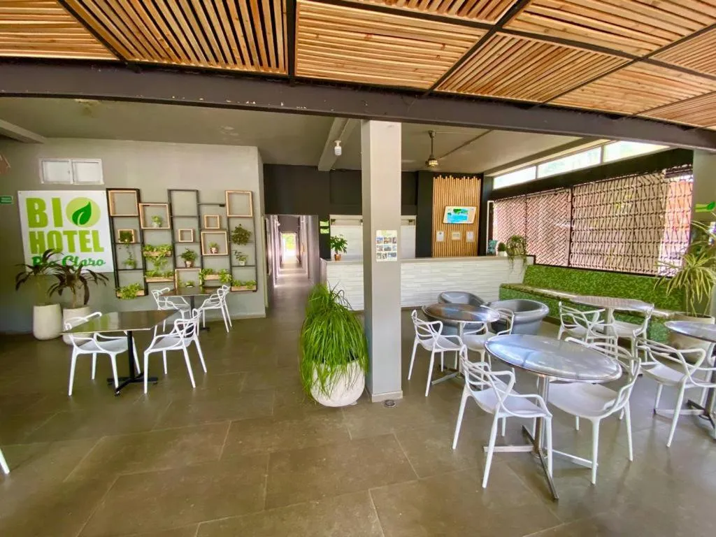 Restaurant/places to eat in Biohotel Rio Claro