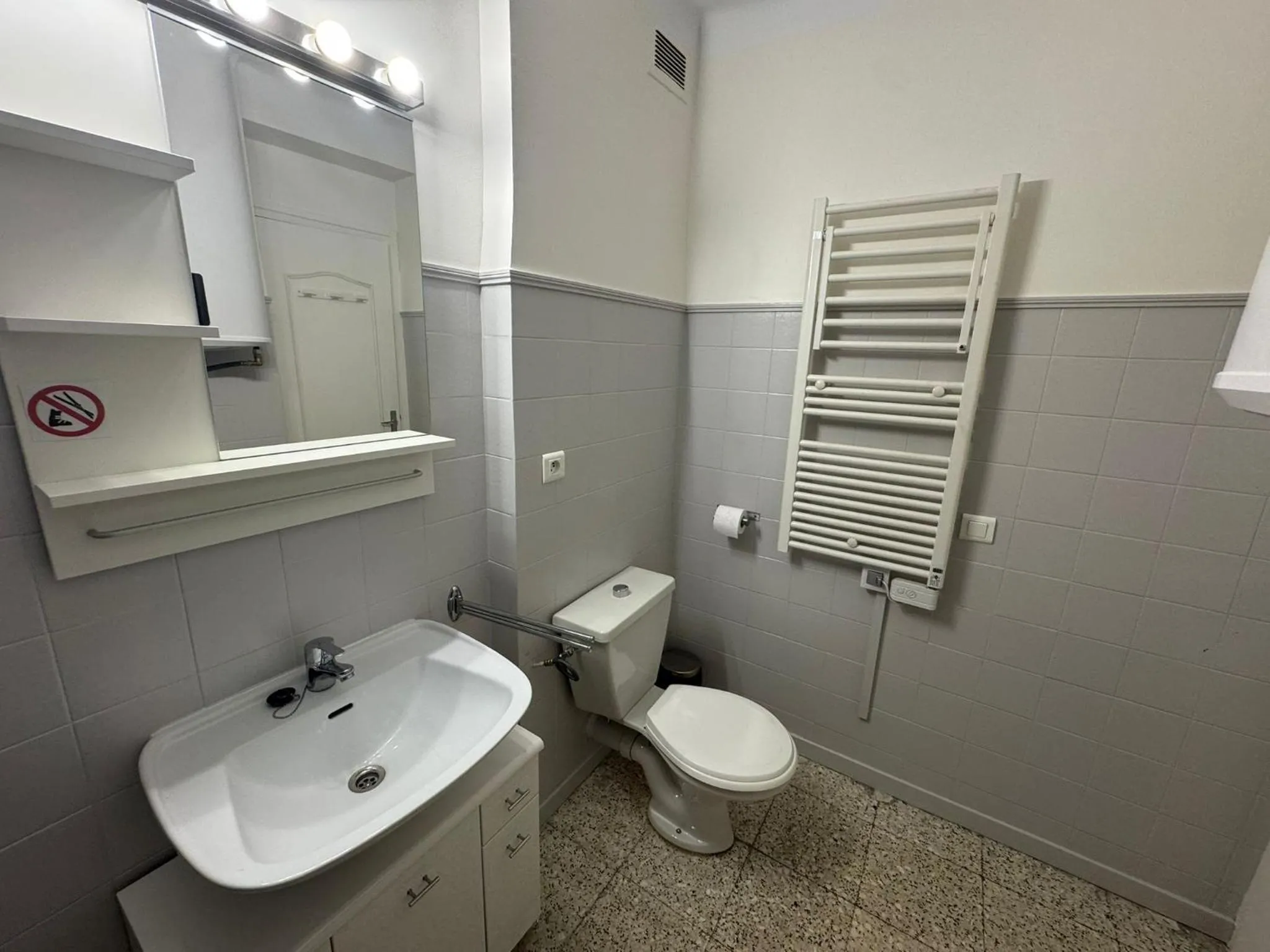 Bathroom in Immodelpas Tres estrelles