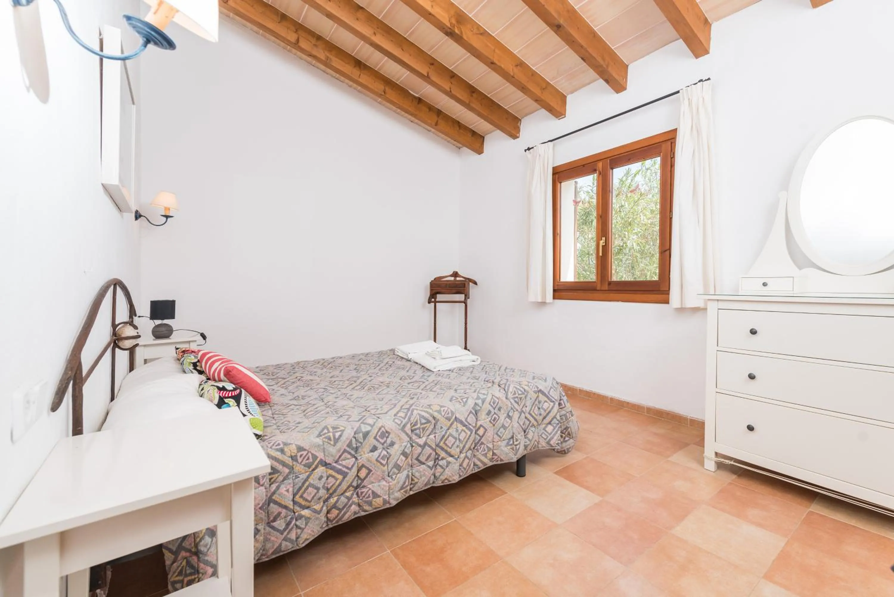 Property building, Bed in Vora Pula Golf II