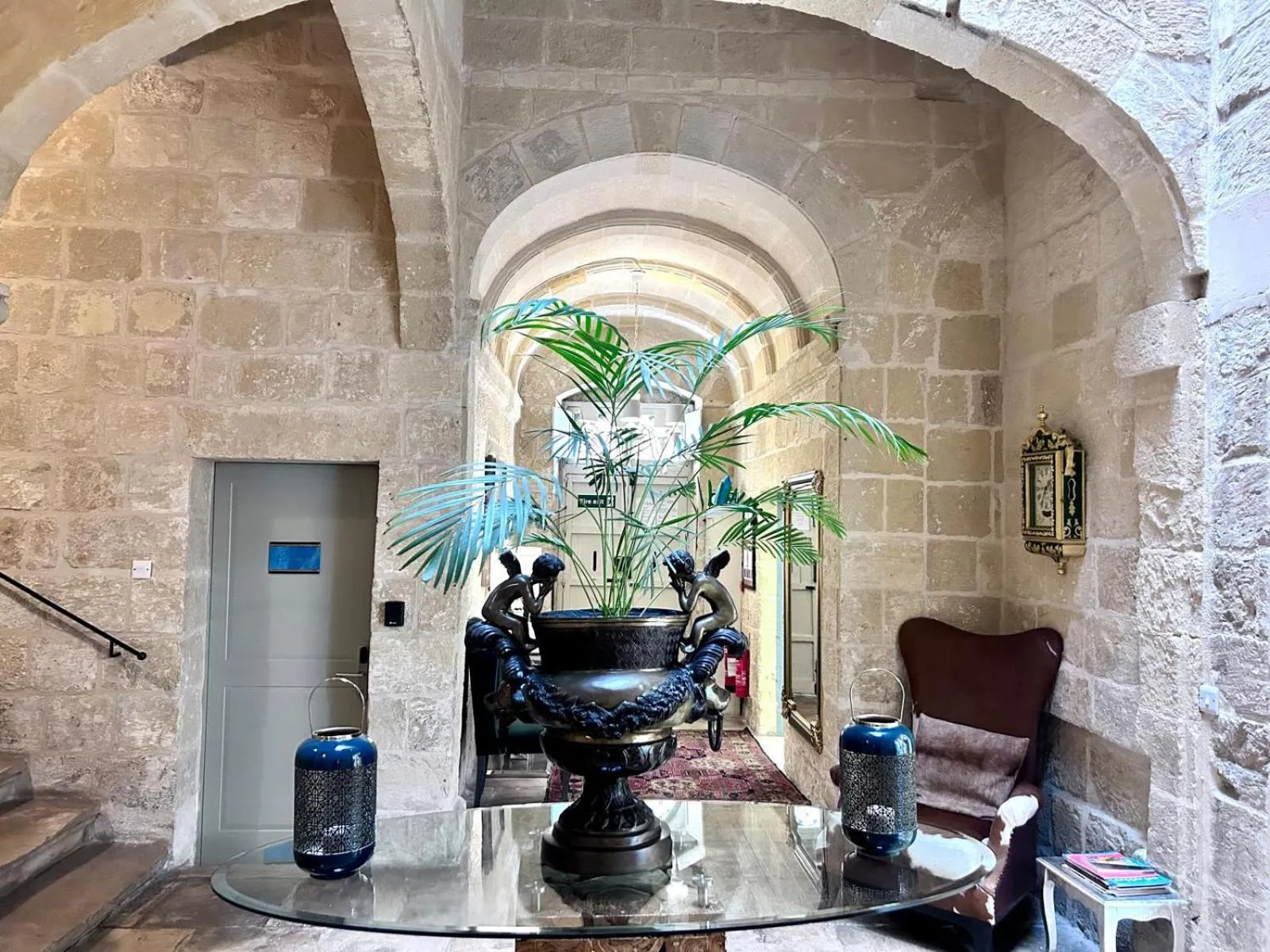 Lobby or reception in Casa Birmula Boutique Hotel