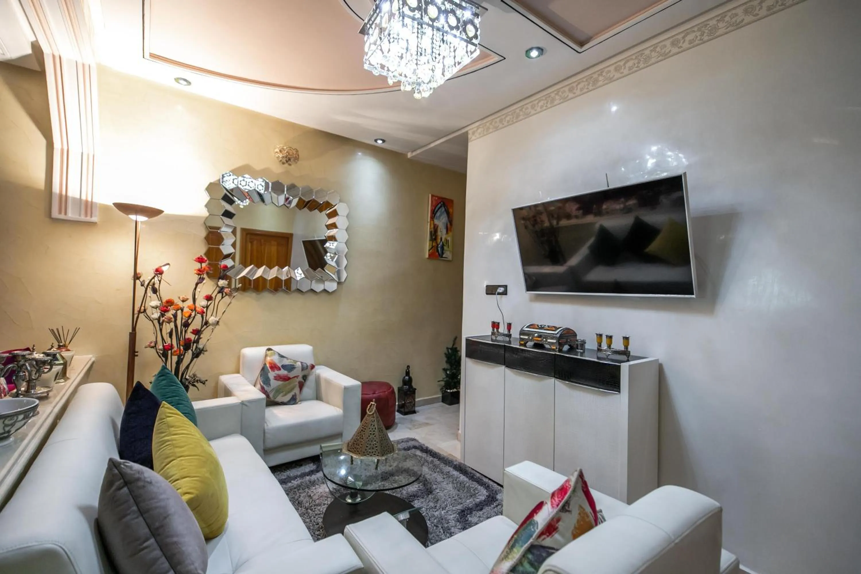 Apartment with Balcony in Appartement Luxe