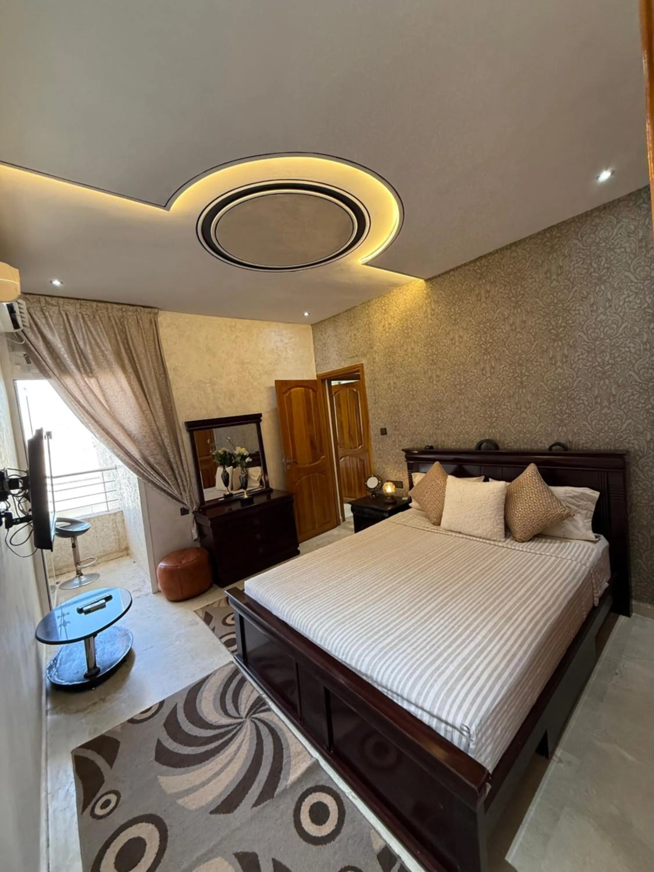 Apartment with Balcony in Appartement Luxe