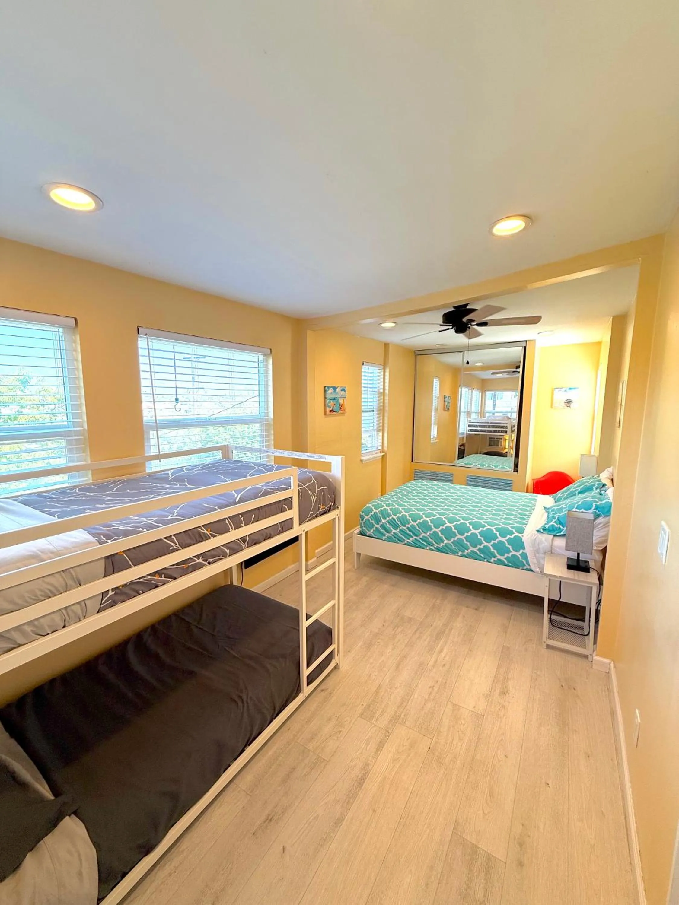 Bed in Casa San Diego - Spacious Getaway with Backyard, Firepit, Kid Zone