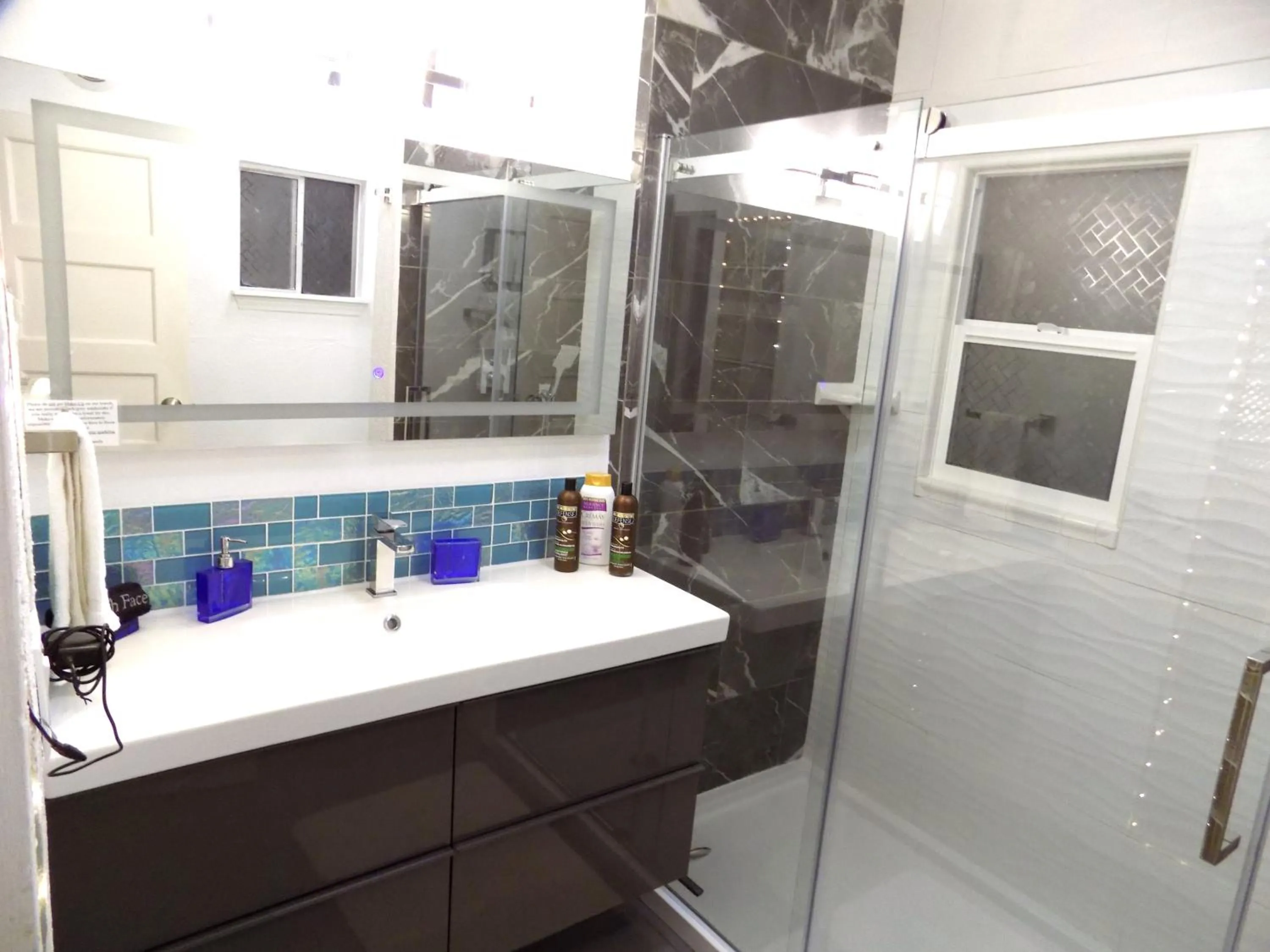 Shower in Casa San Diego - Spacious Getaway with Backyard, Firepit, Kid Zone