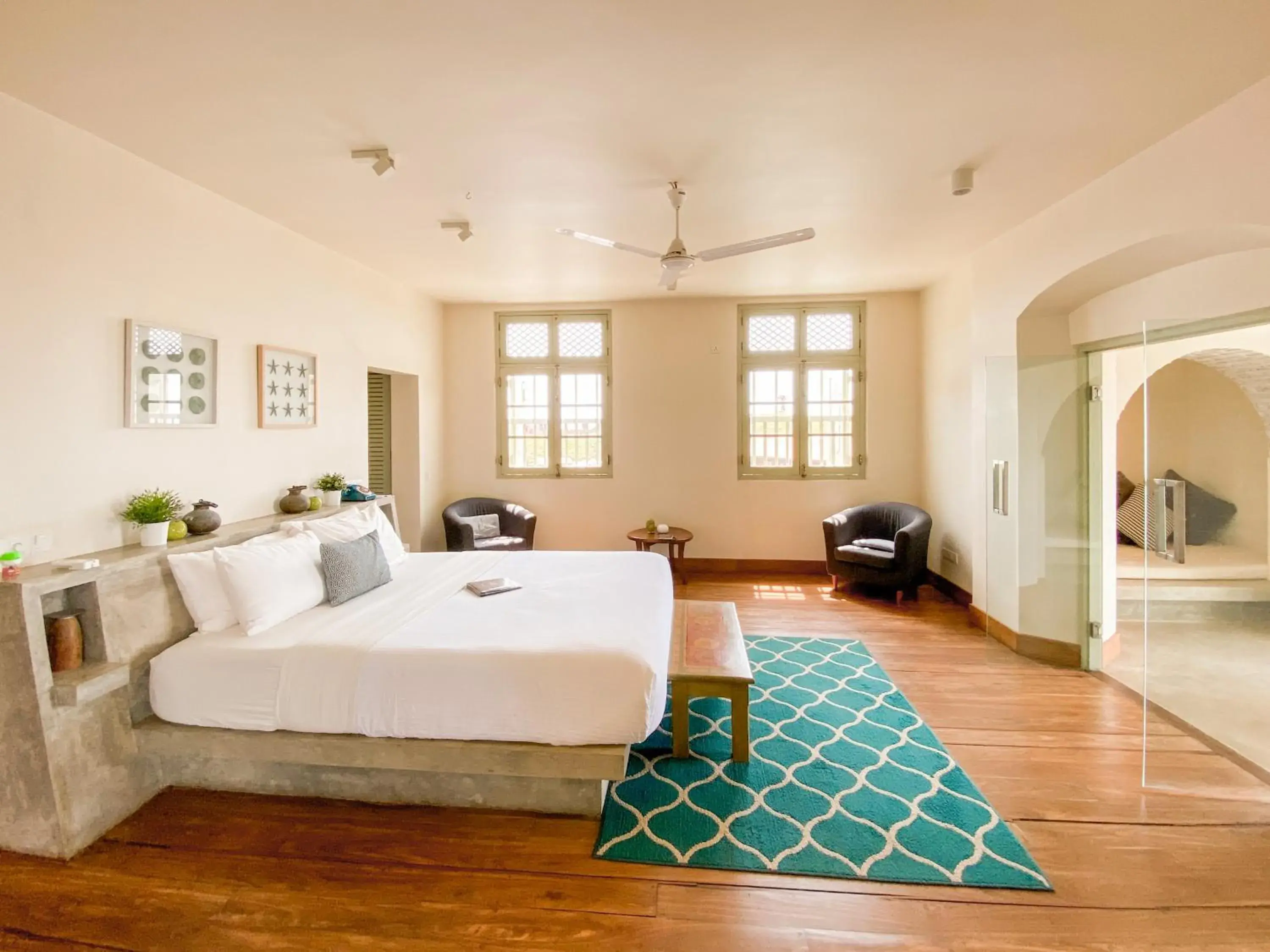 Family Suite with Sea View Balcony in The Bartizan Galle Fort Family Suite with Sea View Balcony in The Bartizan Galle Fort