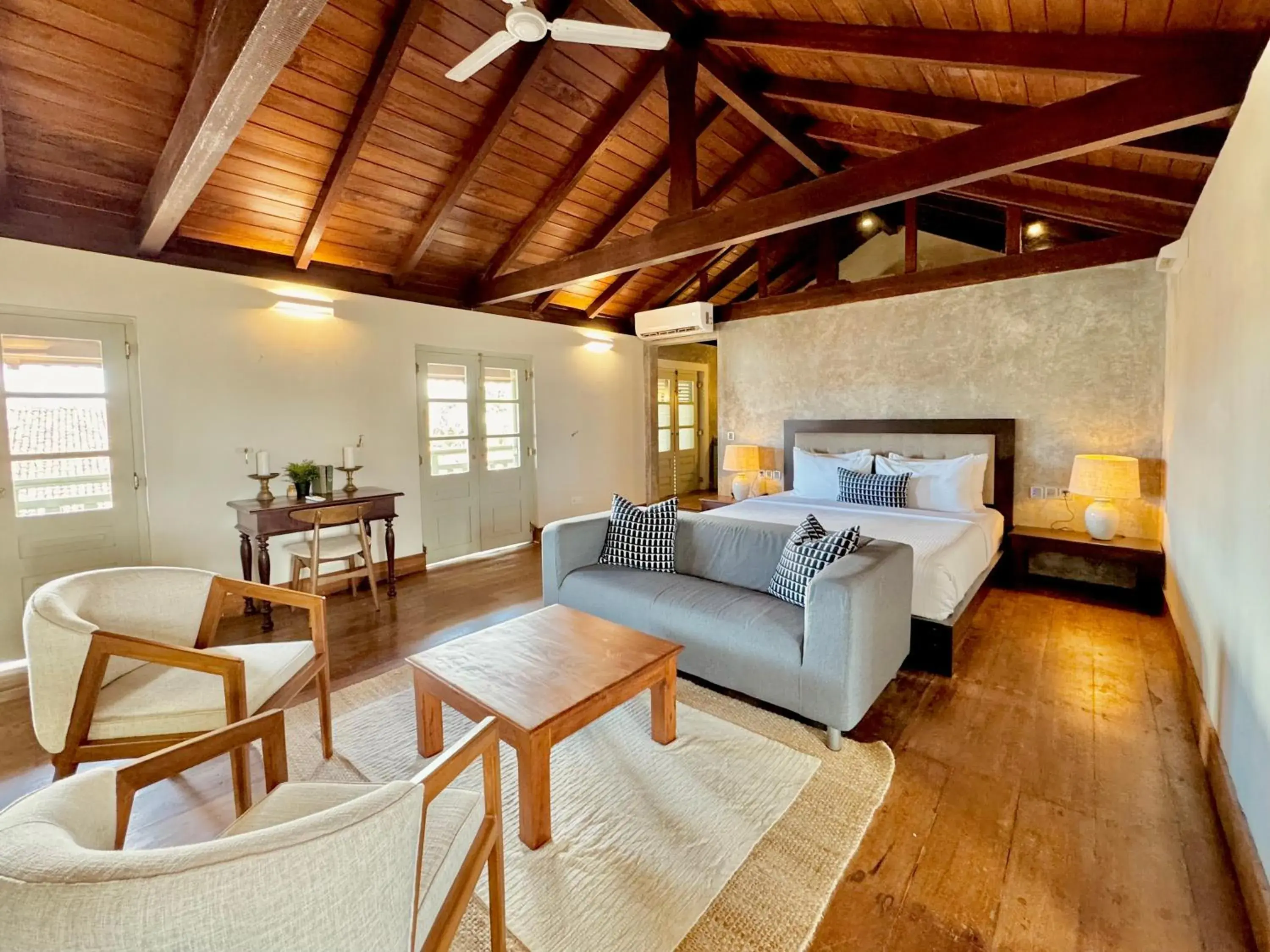 Superior King Room in The Bartizan Galle Fort Superior King Room in The Bartizan Galle Fort