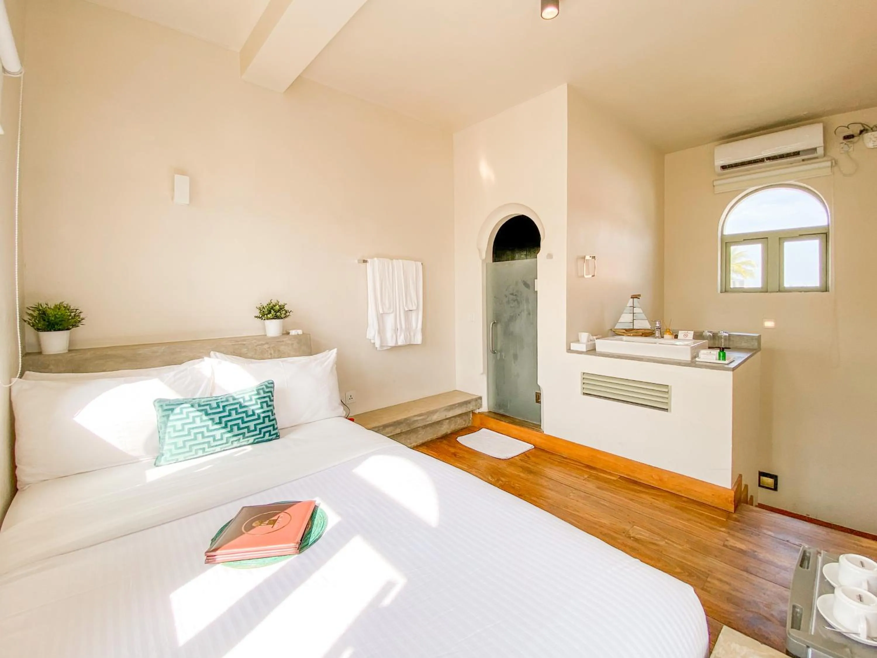 Bed in The Bartizan Galle Fort