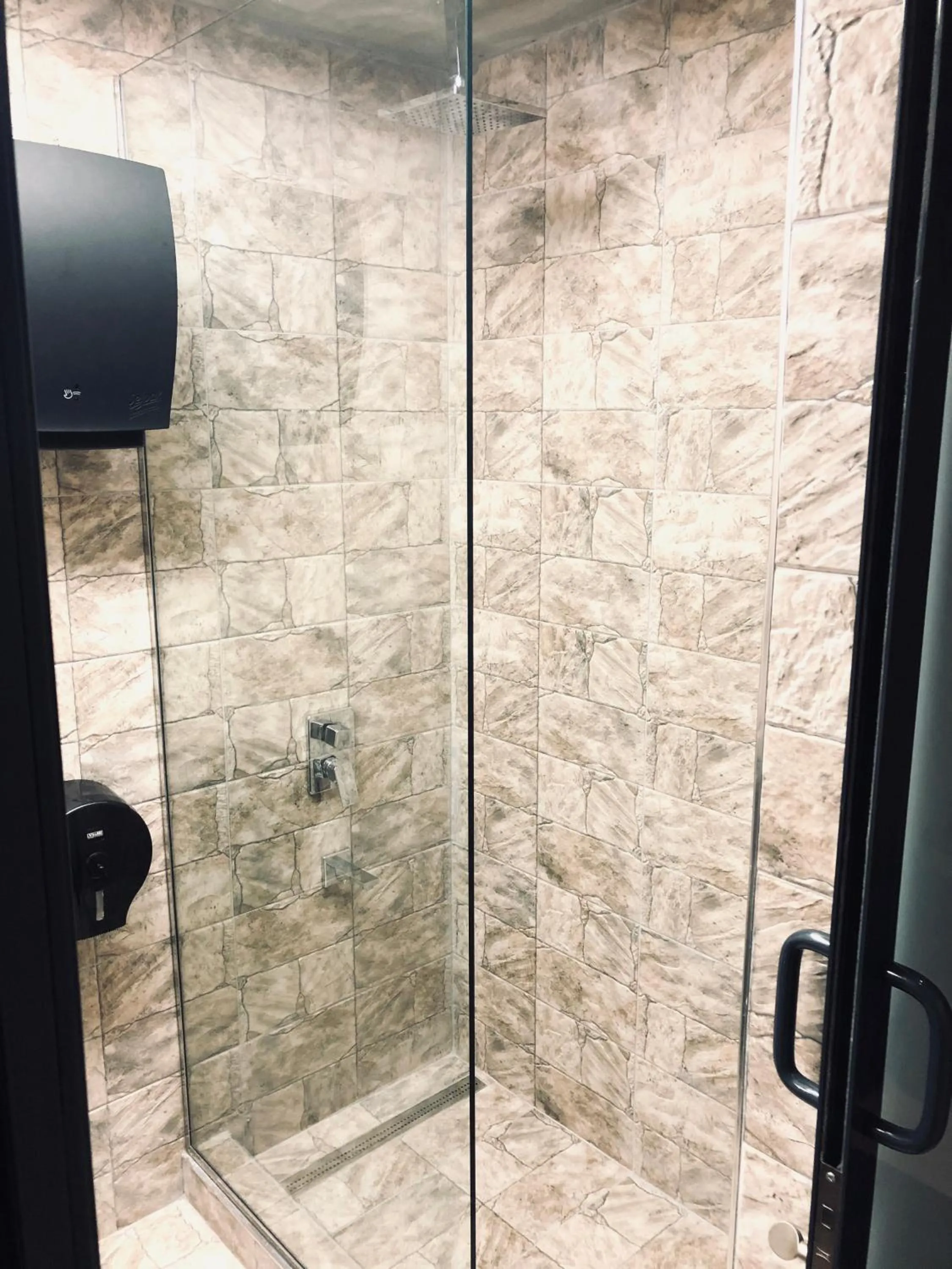 Bathroom in Hanchi Hostel