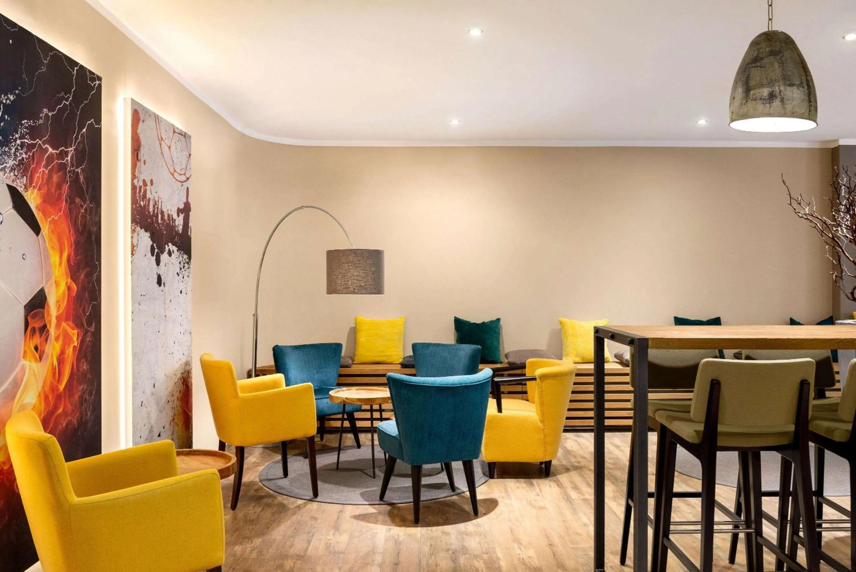 Lounge or bar in Amedia Hotel Siegen City, Trademark Collection by Wyndham