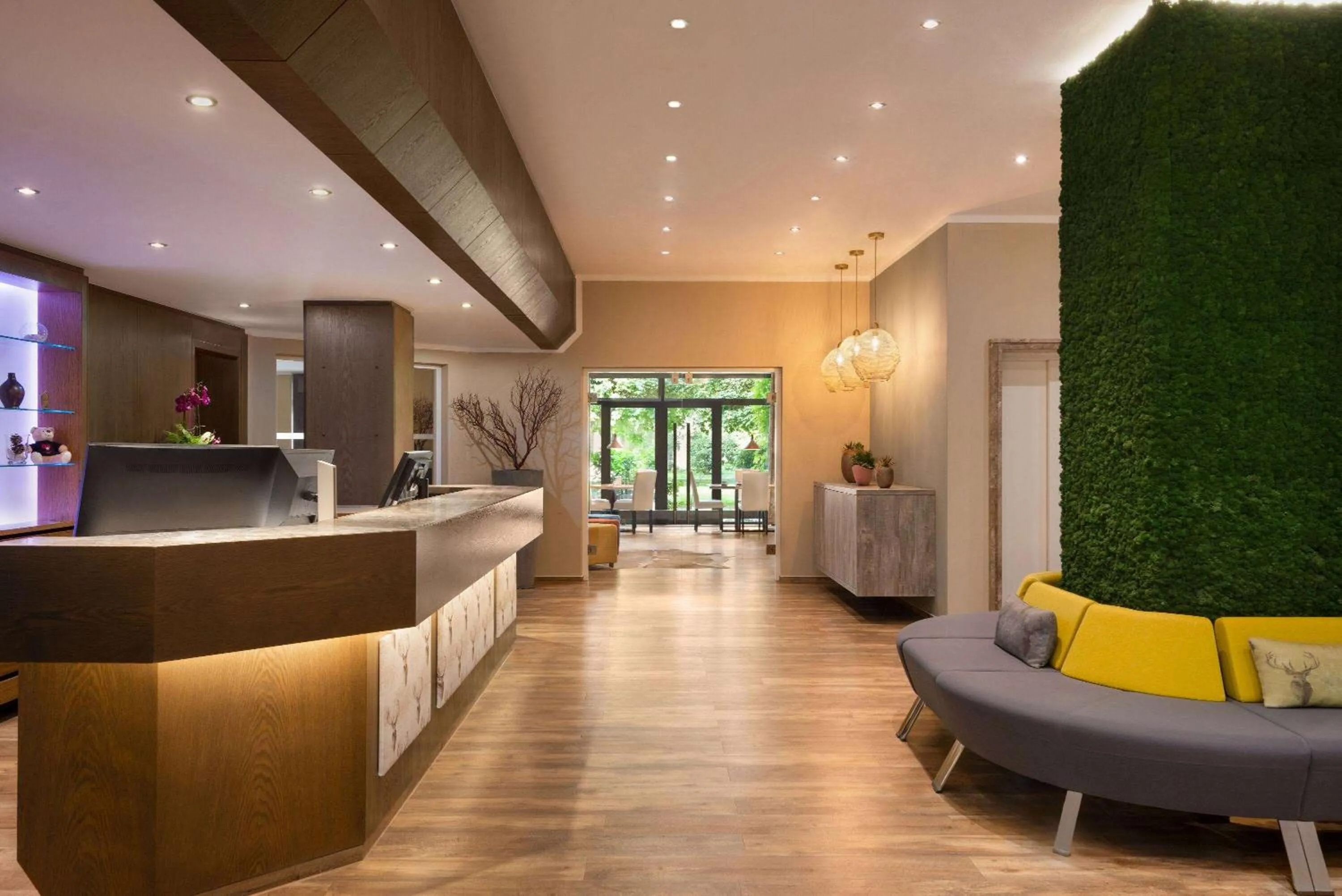 Lobby or reception in Amedia Hotel Siegen City, Trademark Collection by Wyndham