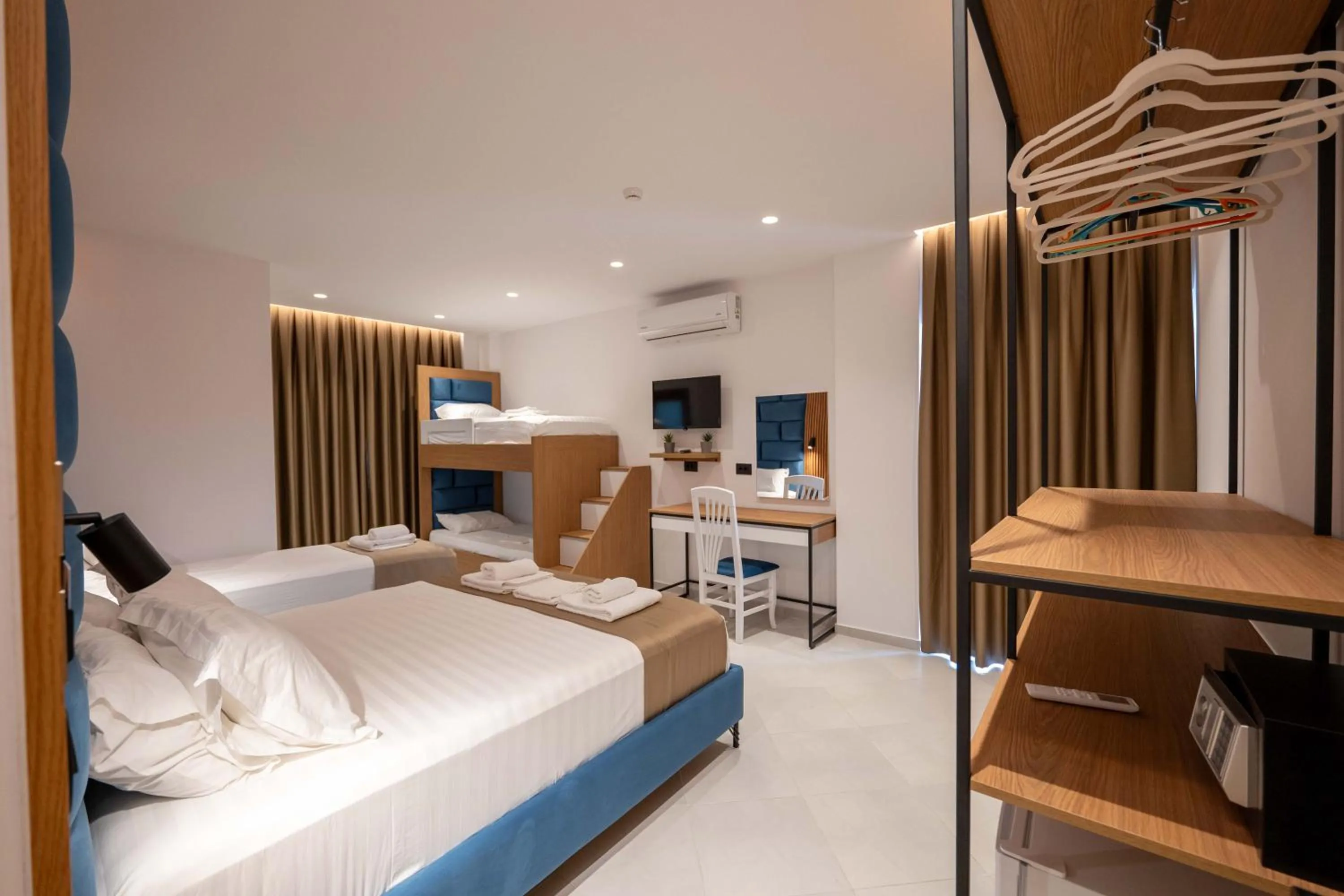 Bed in Vila Shpetimi