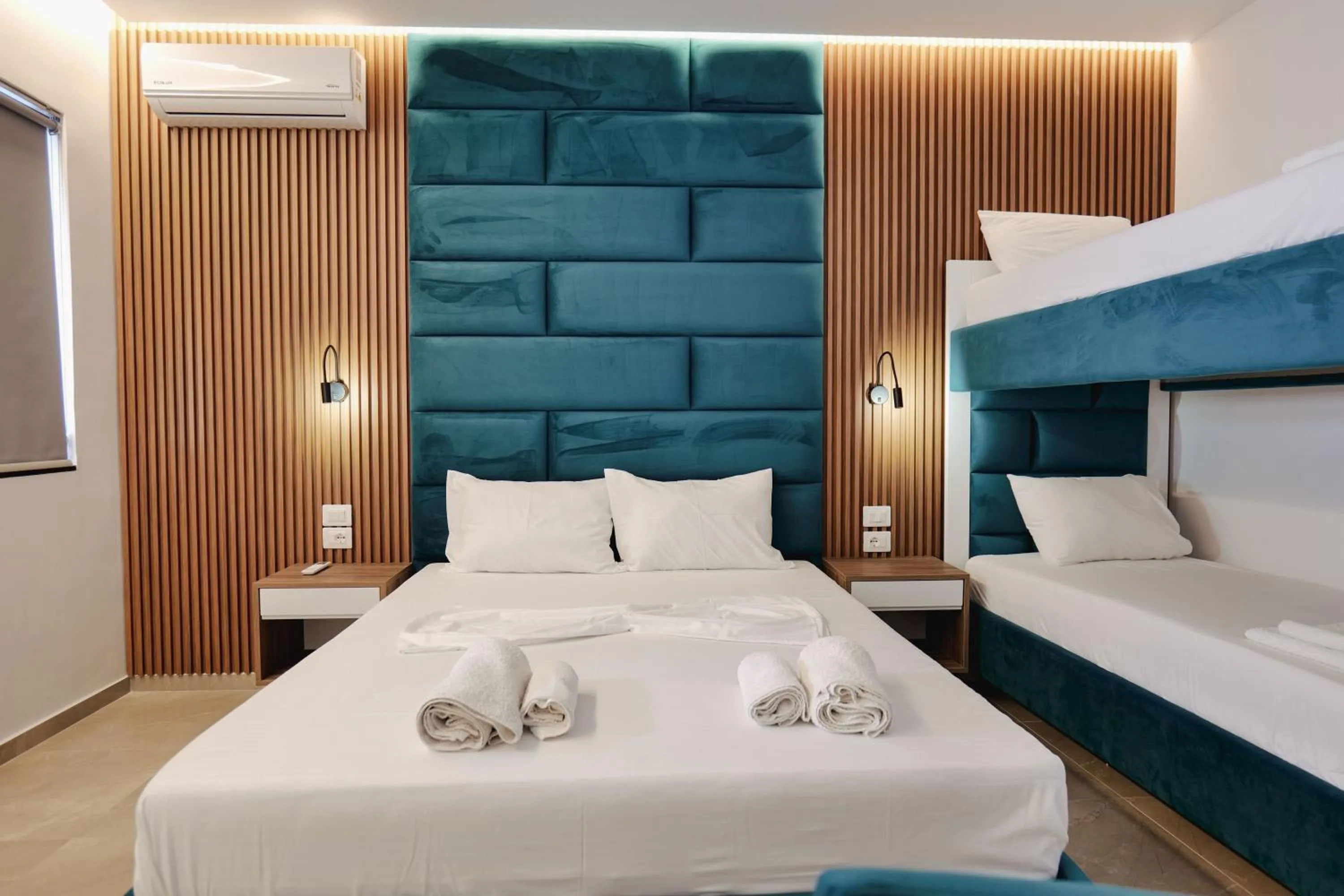 Bed in Vila Shpetimi