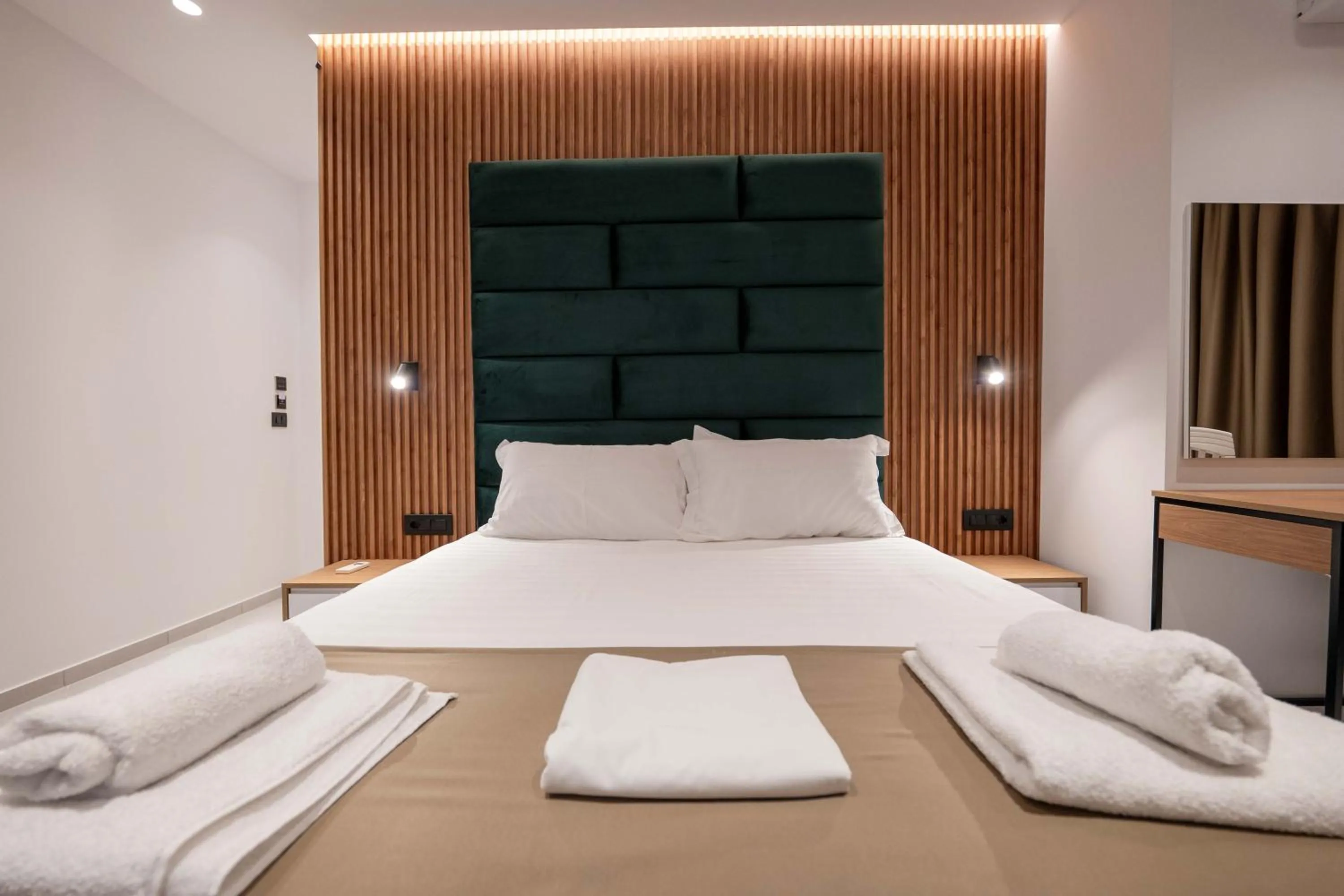 Bed in Vila Shpetimi