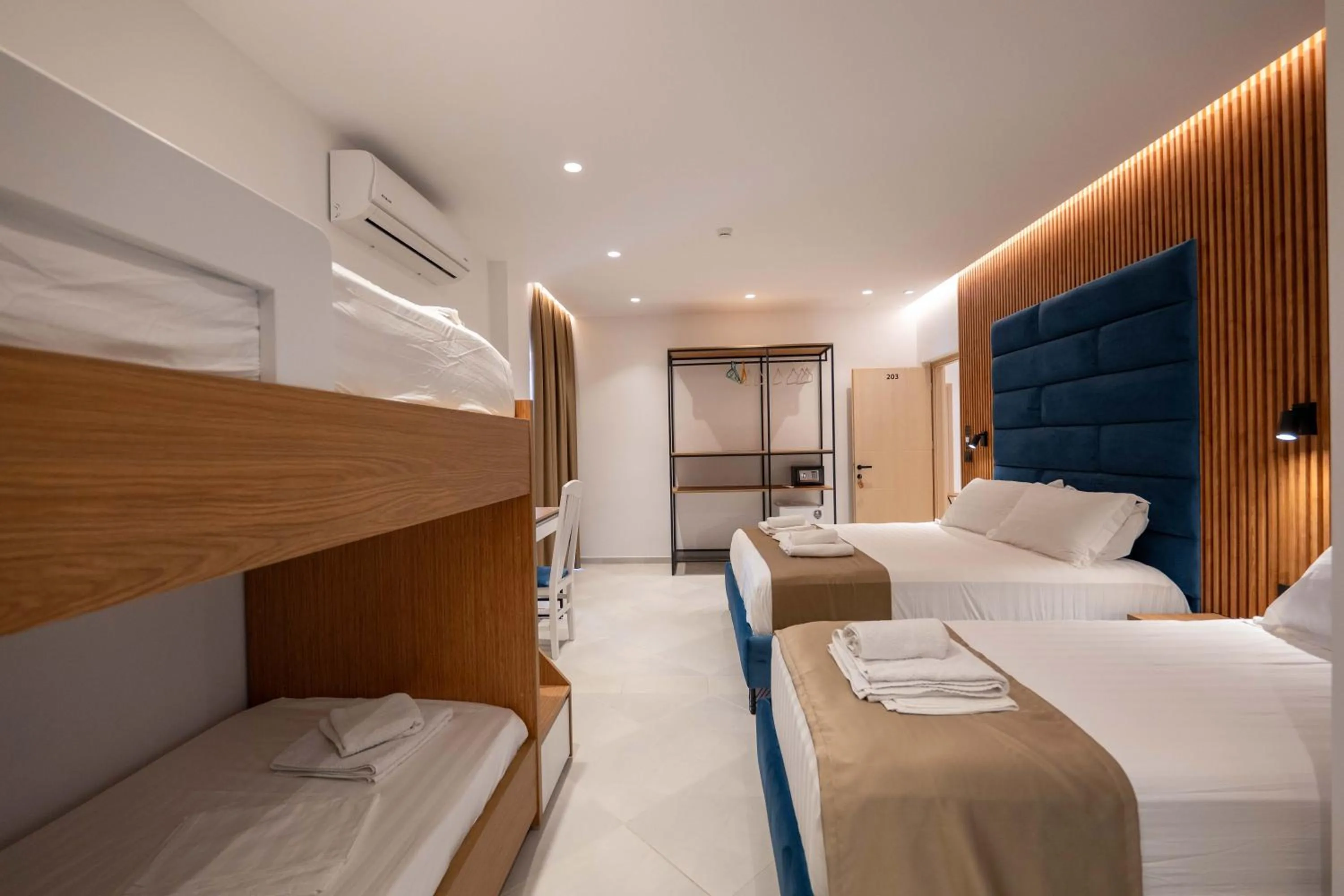 Bed in Vila Shpetimi