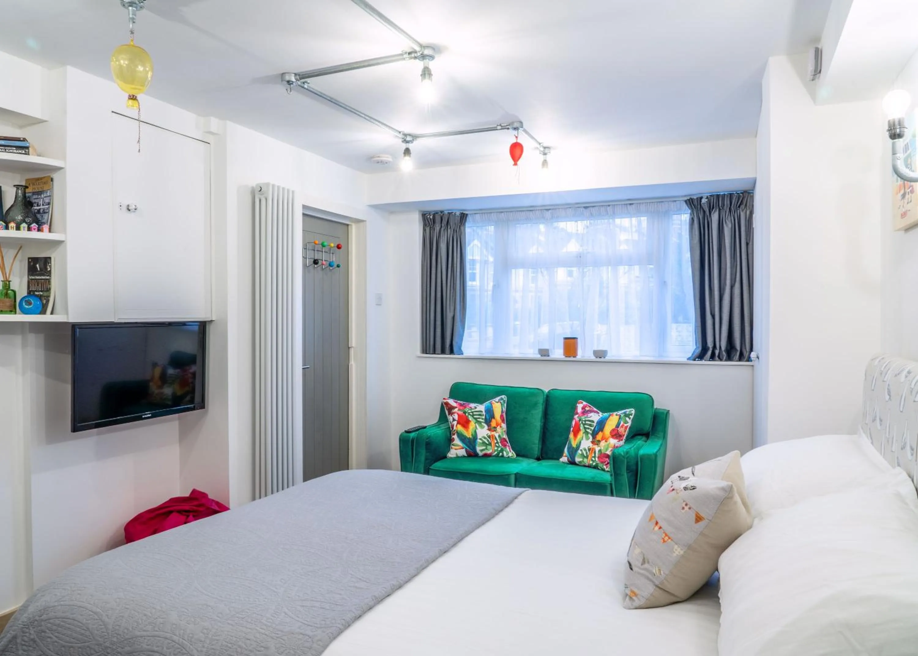 Bed in The Studio @ 93 Bernard Rd