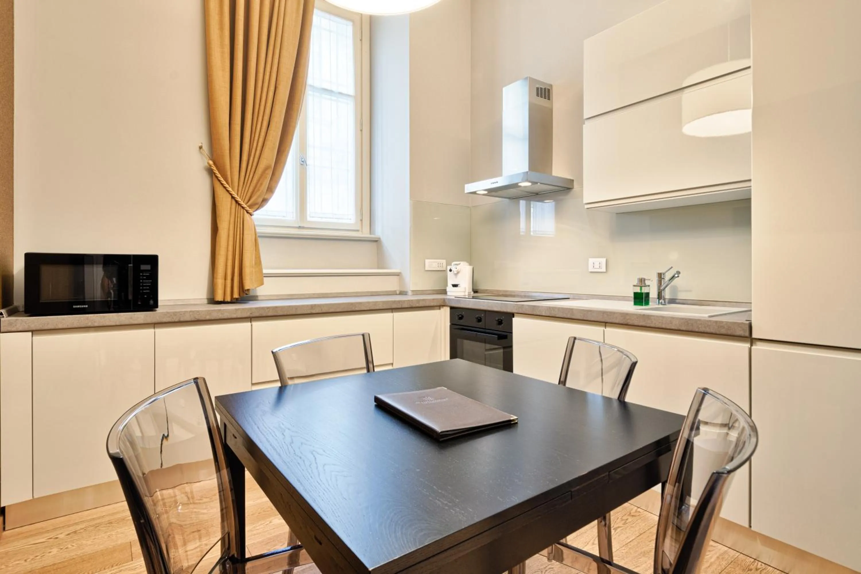 kitchen in Palazzo Del Carretto-Art Apartments and Guesthouse