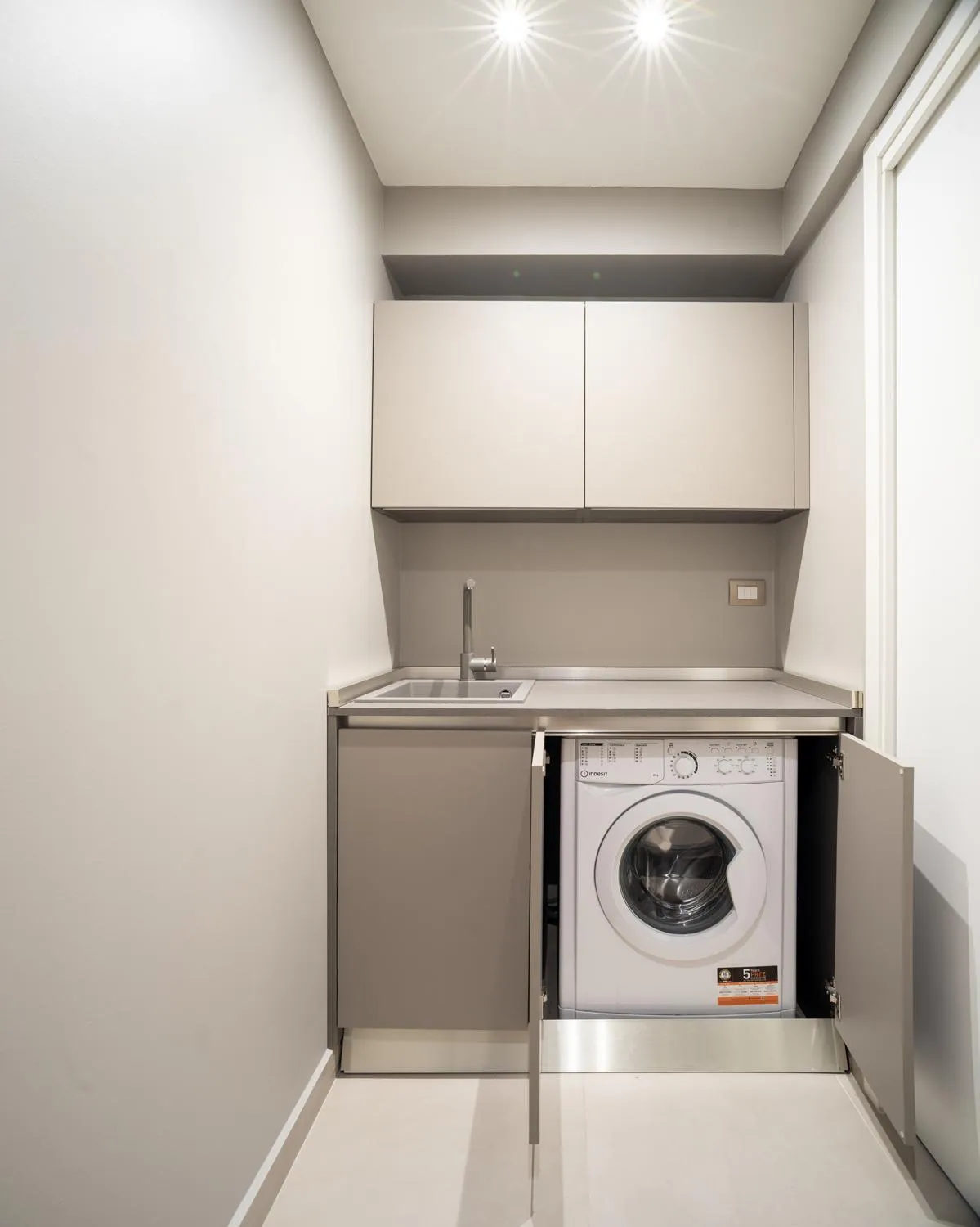 laundry in Palazzo Del Carretto-Art Apartments and Guesthouse