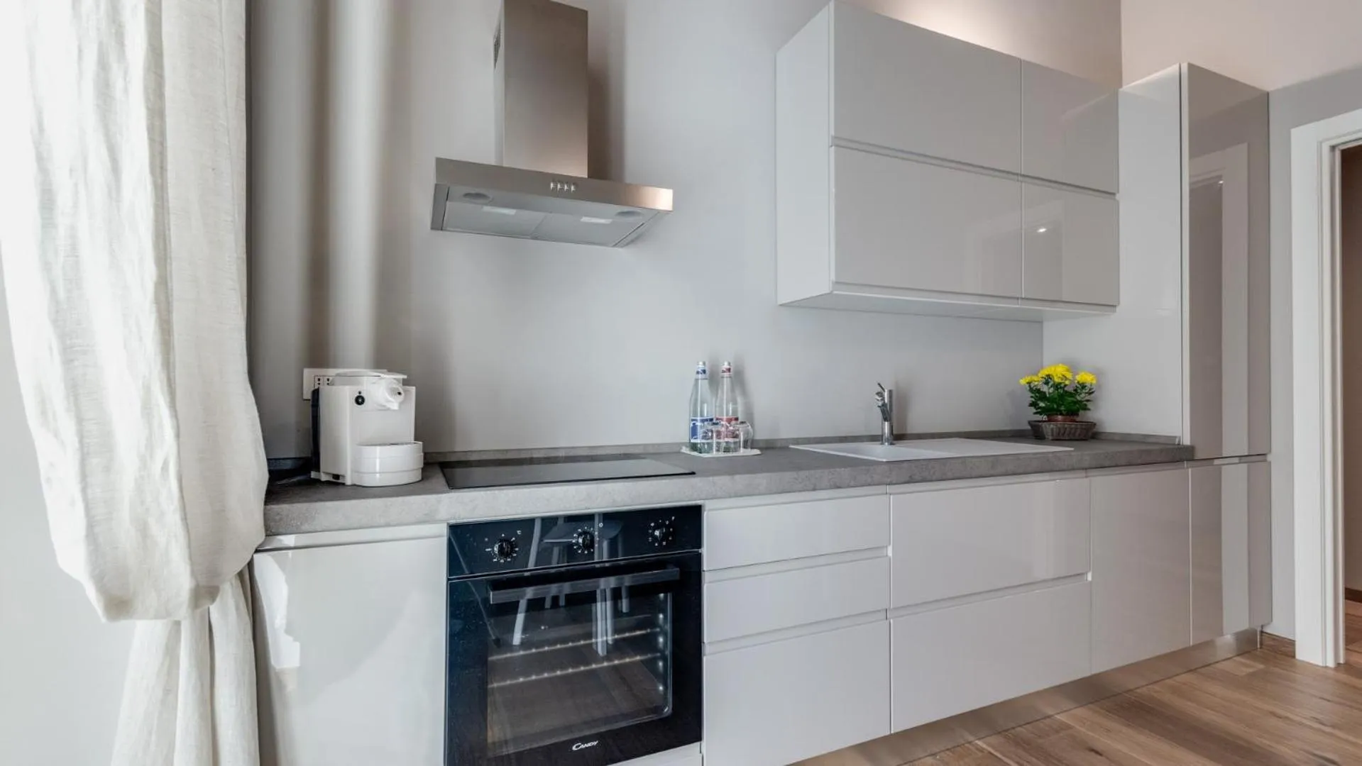 Coffee/tea facilities in Palazzo Del Carretto-Art Apartments and Guesthouse