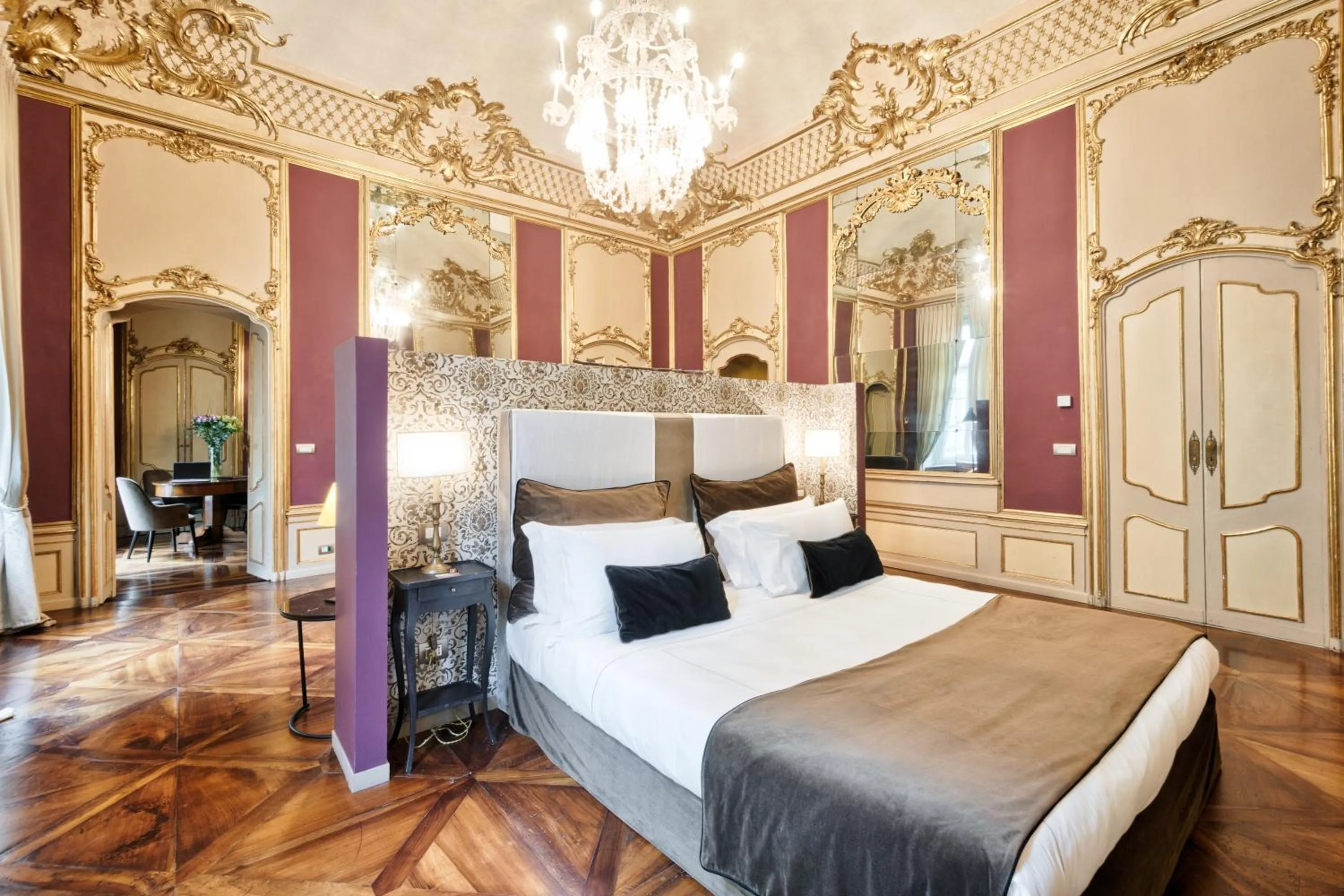 Photo of the whole room, Bed in Palazzo Del Carretto-Art Apartments and Guesthouse