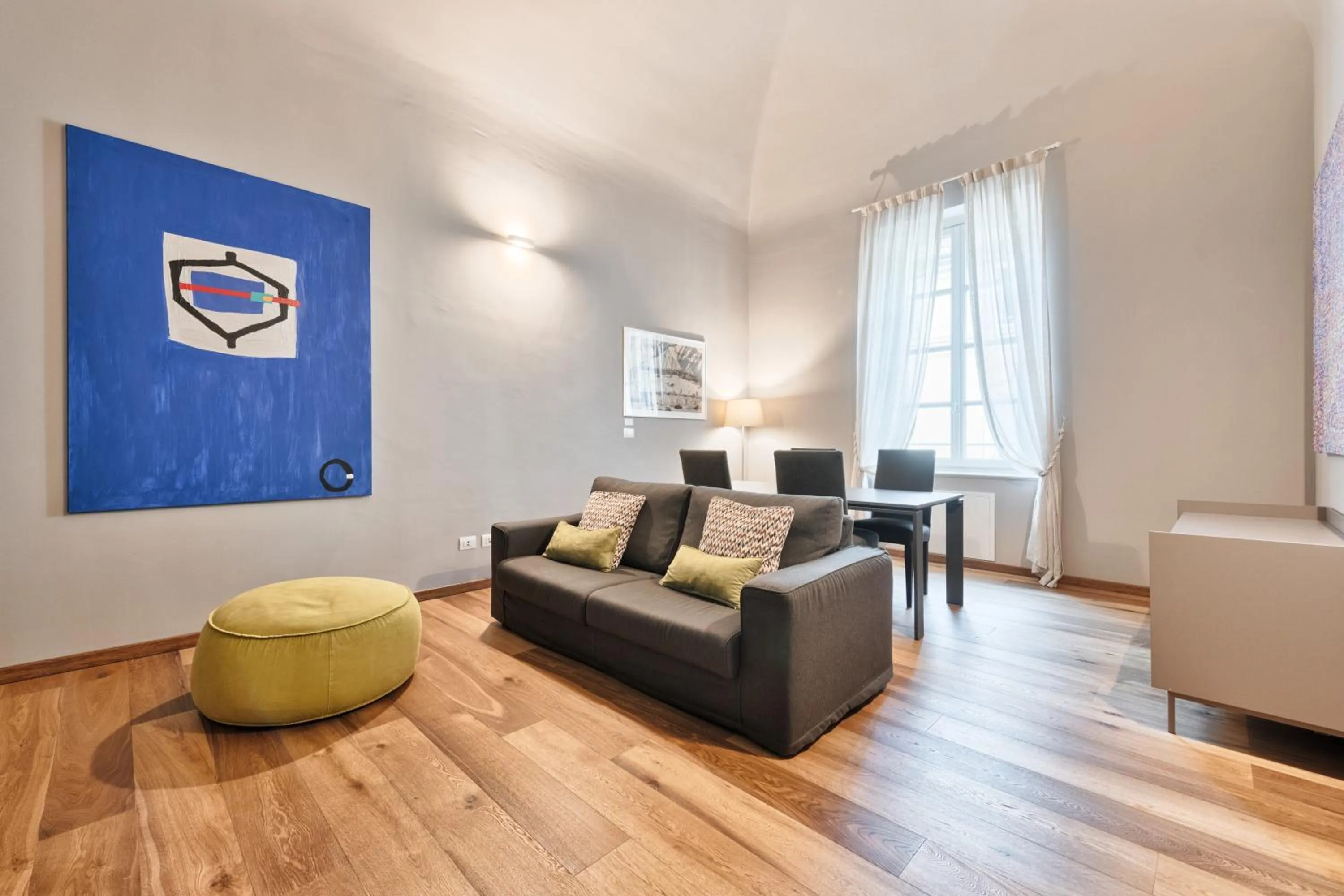 Living room in Palazzo Del Carretto-Art Apartments and Guesthouse