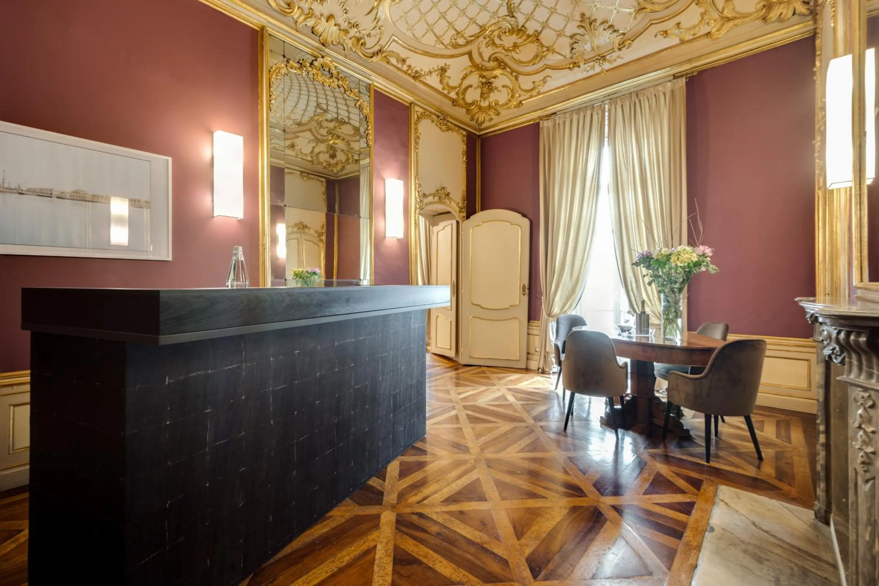Photo of the whole room in Palazzo Del Carretto-Art Apartments and Guesthouse