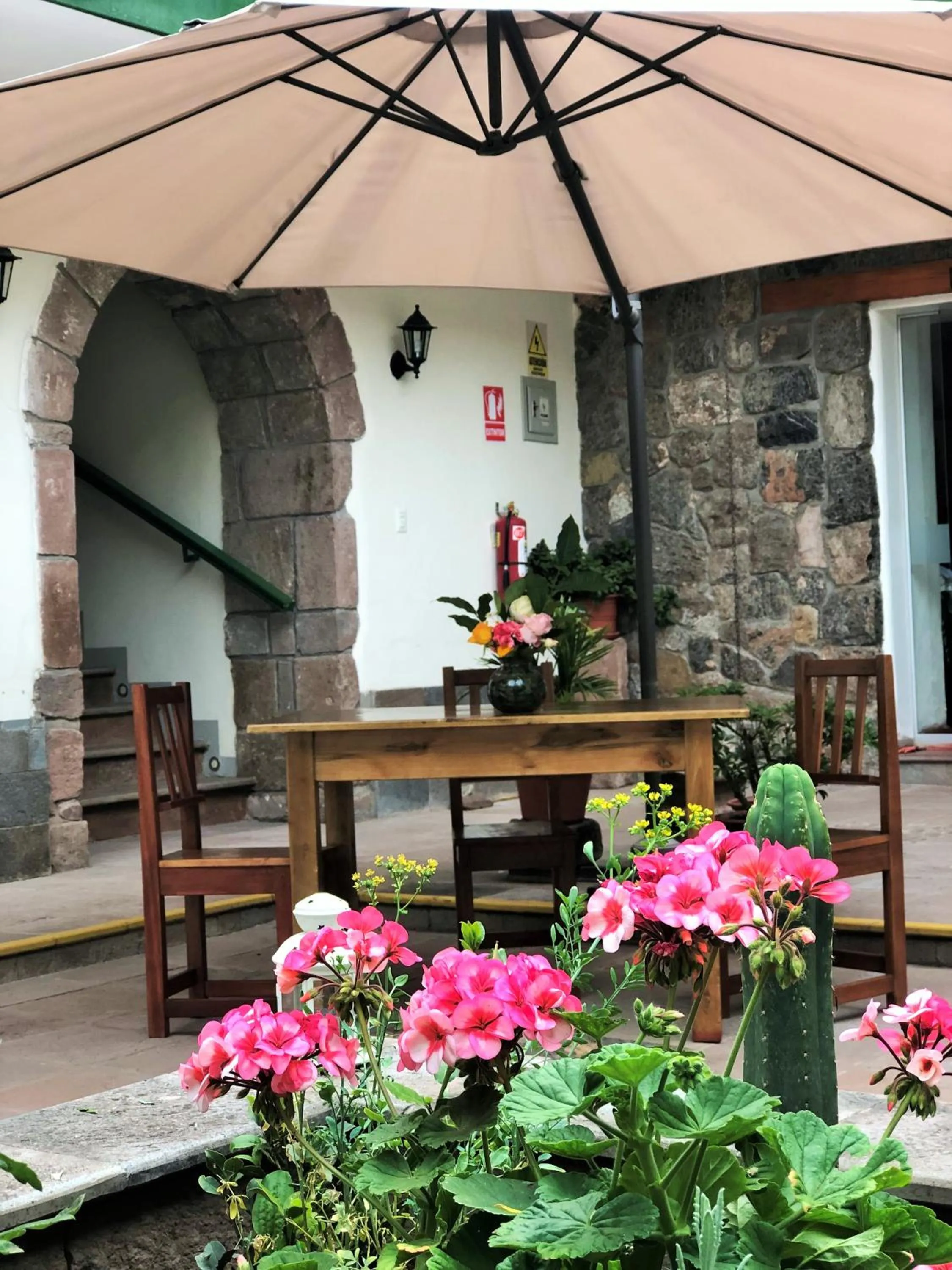 Patio in Usgar San Pedro Boutique