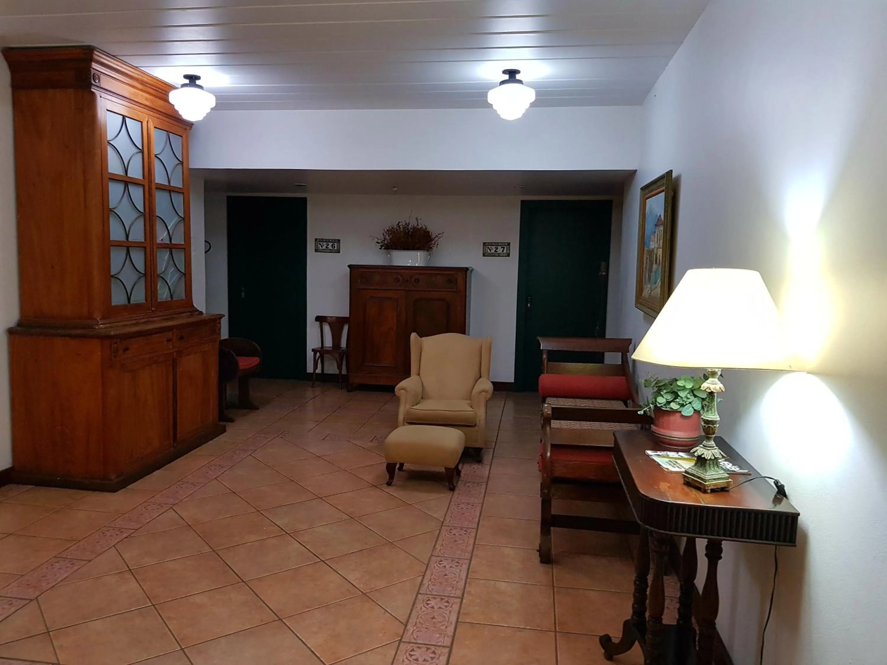 Communal lounge/ TV room in Casa do Manequinho Hotel e Restaurante