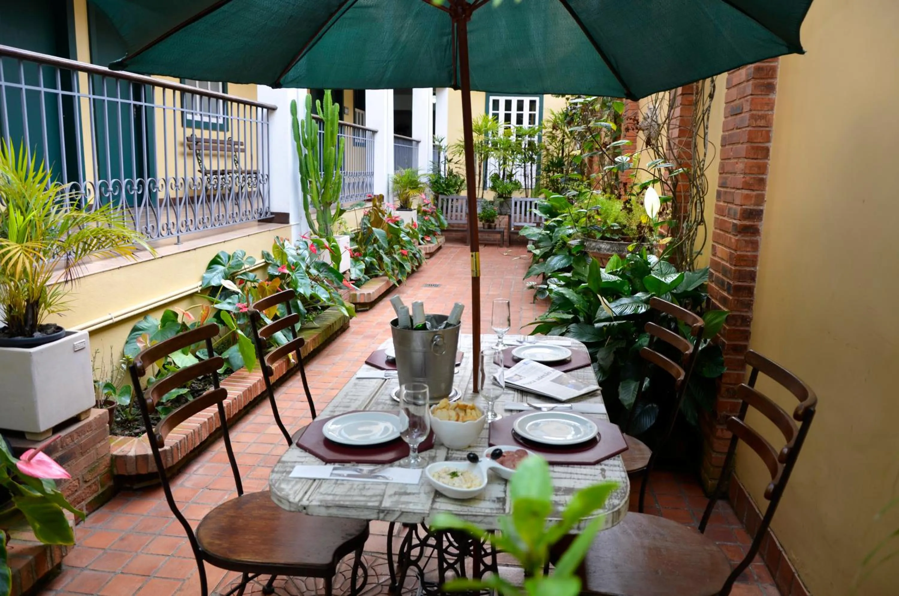 Restaurant/places to eat in Casa do Manequinho Hotel e Restaurante