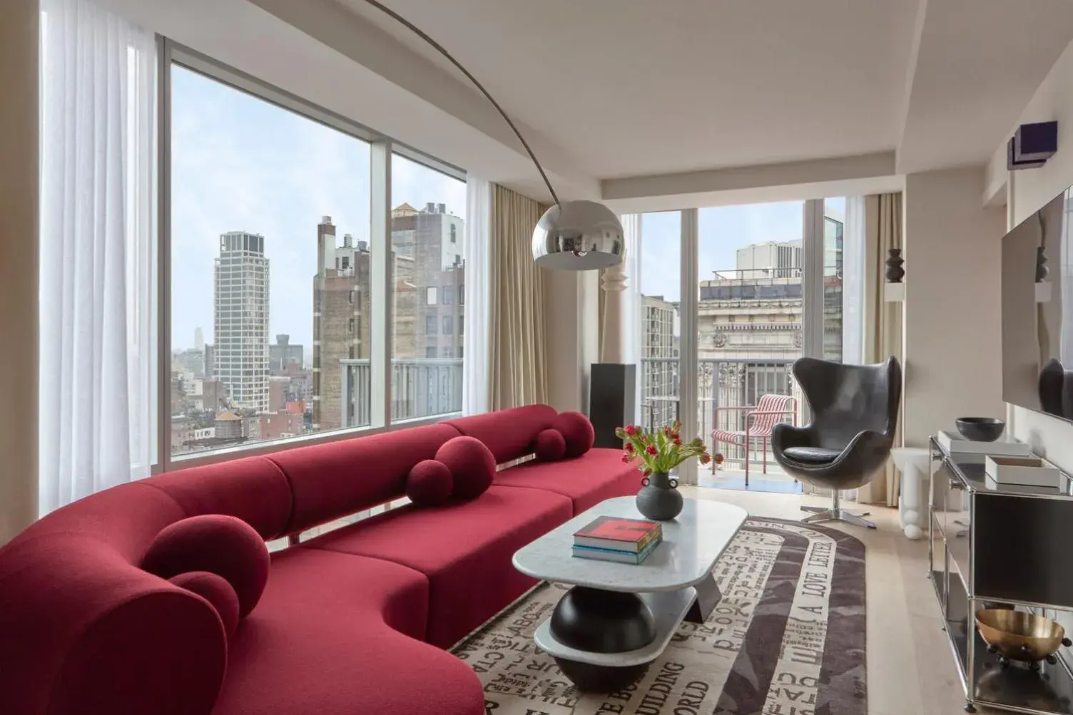 Living room in Hotel Park Ave NYC Living room in Hotel Park Ave NYC