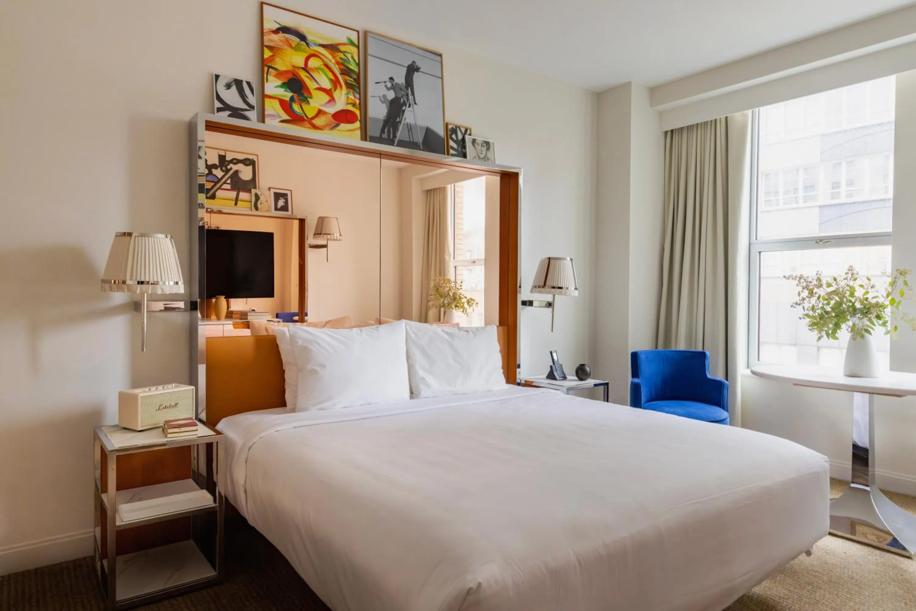 Photo of the whole room, Bed in Hotel Park Ave NYC