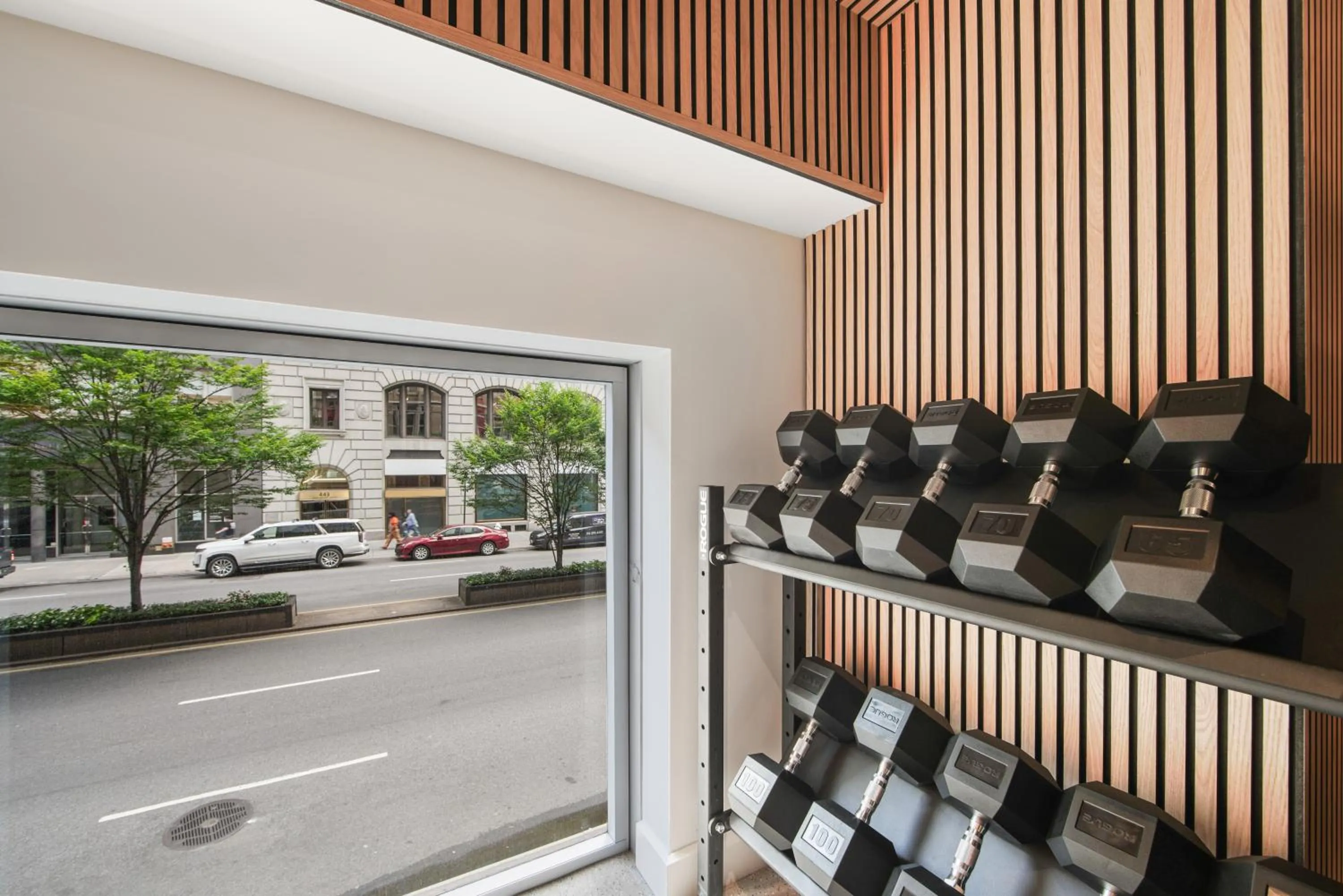 Fitness centre/facilities in Hotel Park Ave NYC