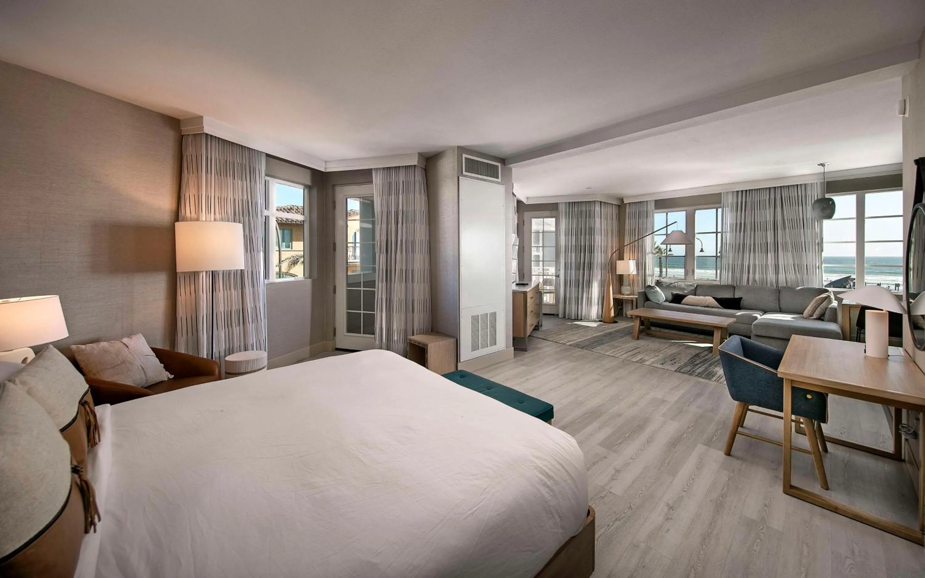 Bed in Inn at the Pier Pismo Beach, Curio Collection by Hilton