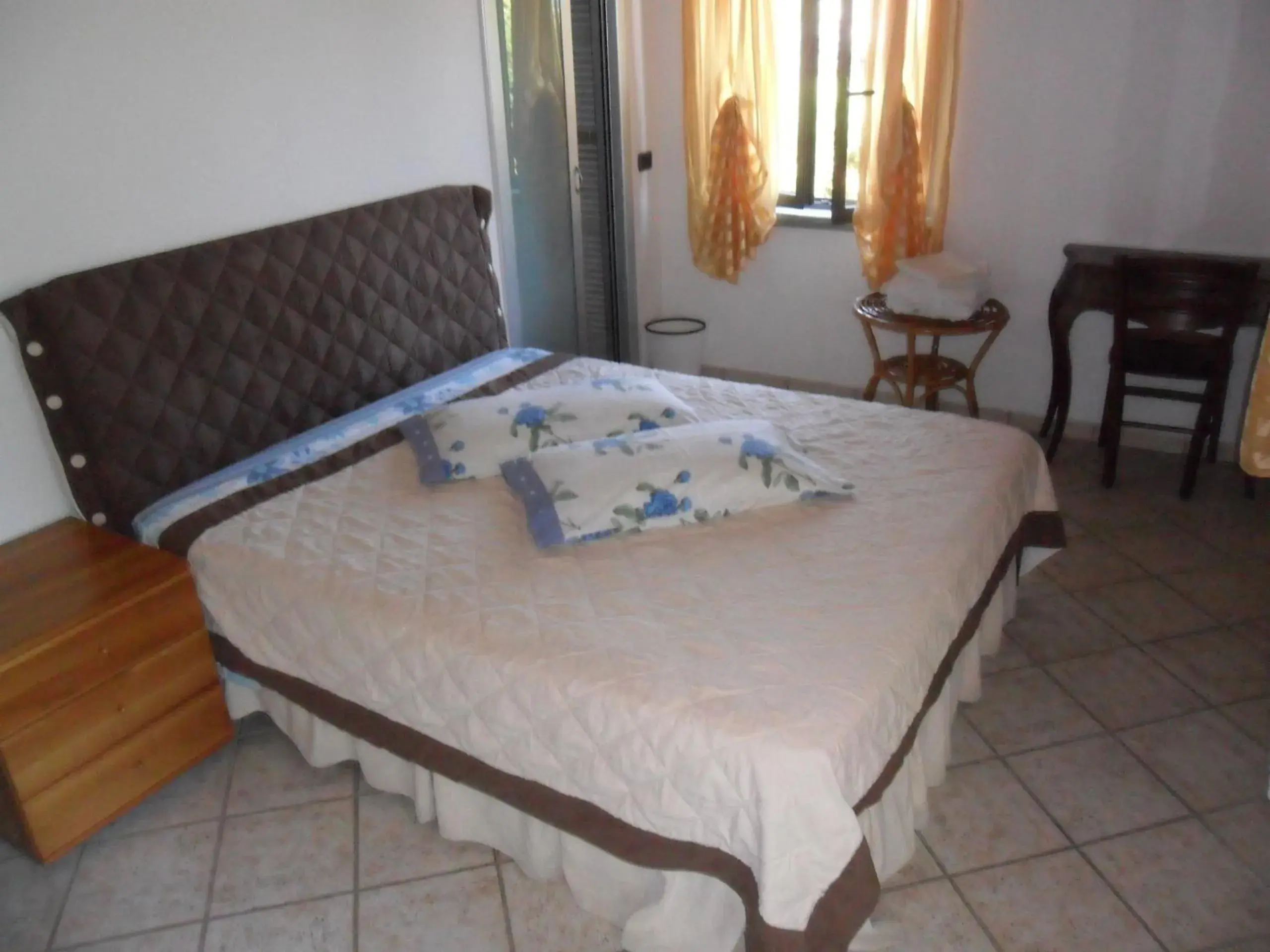 Triple Room - single occupancy in Locanda Contrada dei Fattori Triple Room - single occupancy in Locanda Contrada dei Fattori