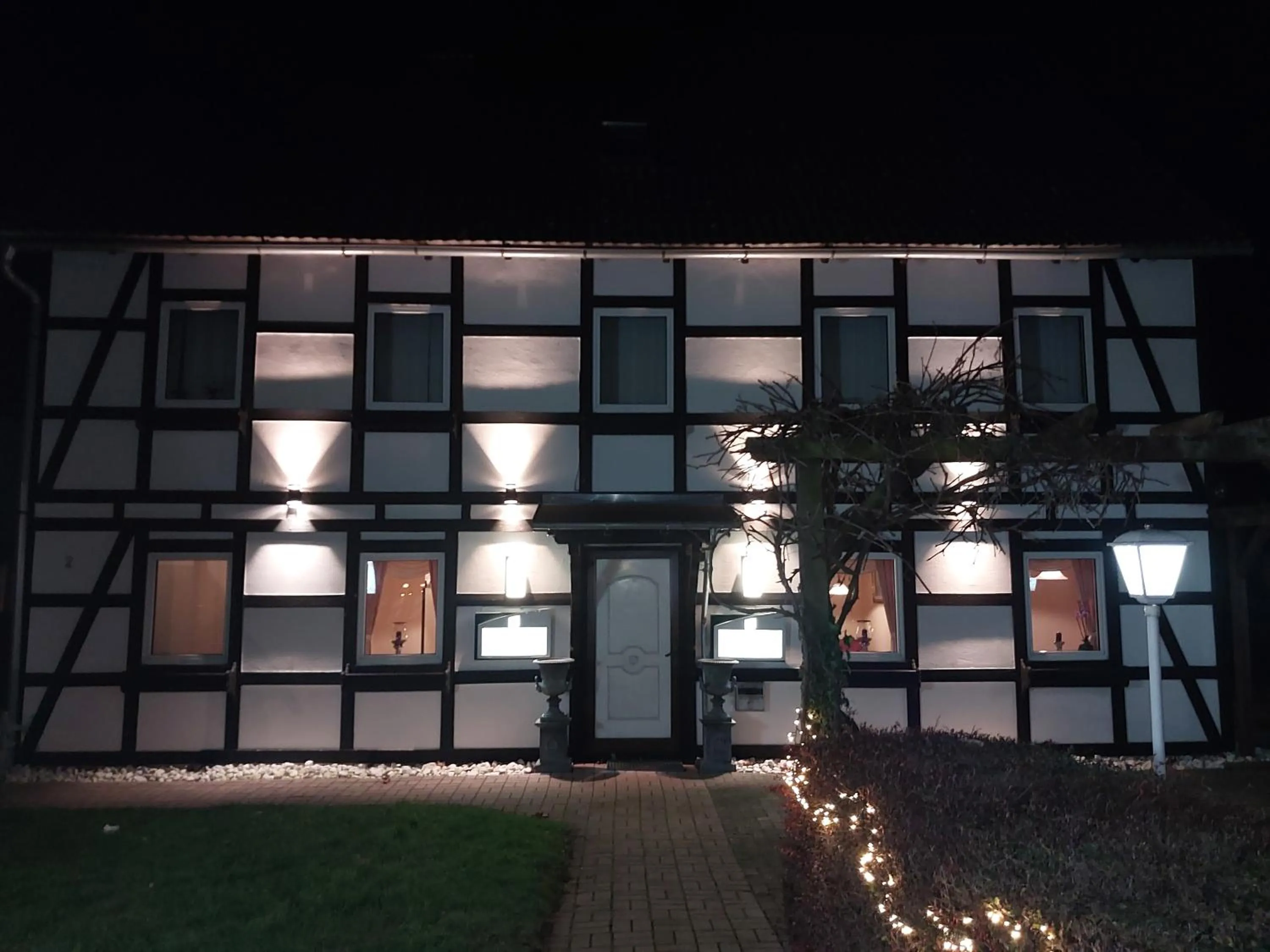 Property building in La Fontana