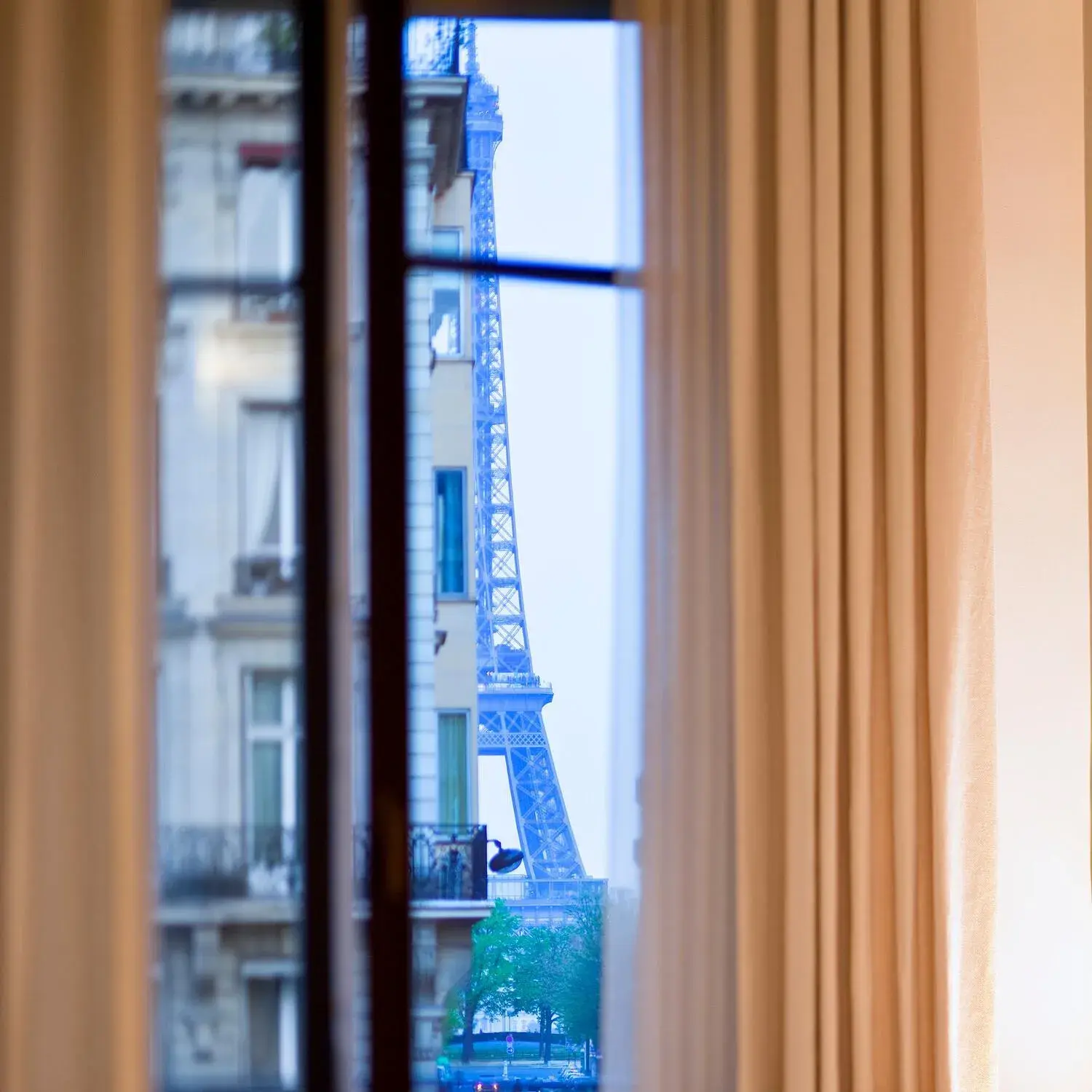 View (from property/room) in Le Metropolitan, Paris Tour Eiffel, a Tribute Portfolio Hotel View (from property/room) in Le Metropolitan, Paris Tour Eiffel, a Tribute Portfolio Hotel