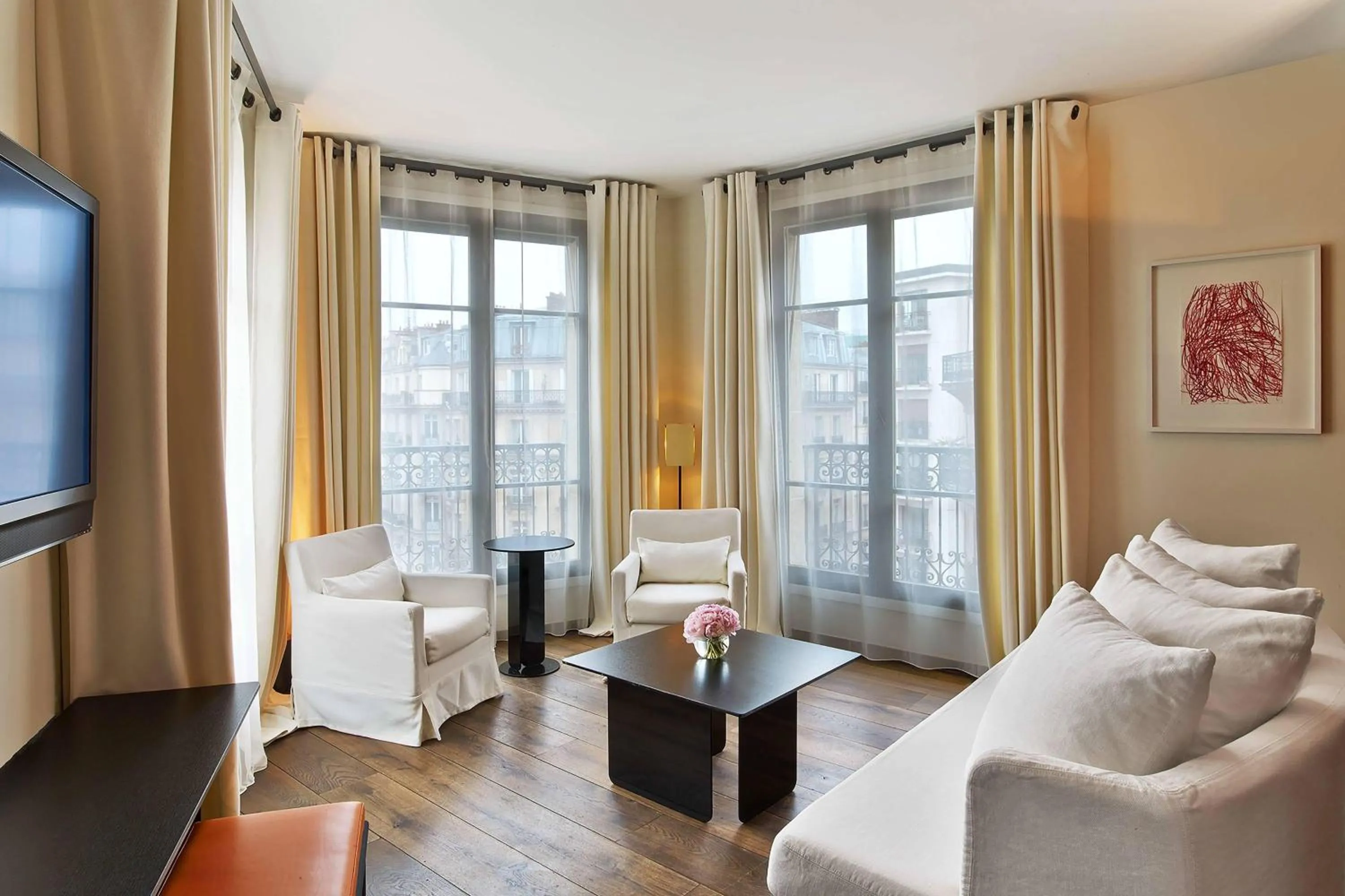 Photo of the whole room in Le Metropolitan, Paris Tour Eiffel, a Tribute Portfolio Hotel