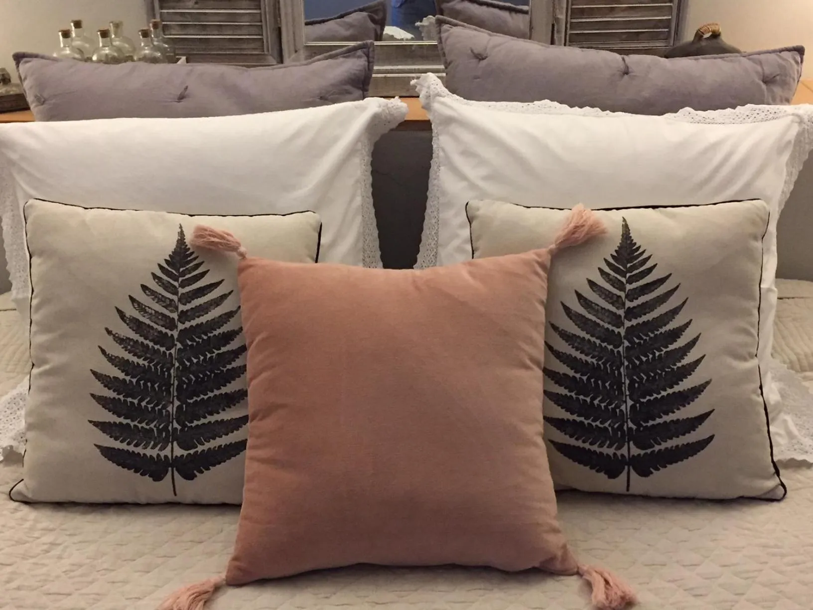 Bed in Les Aiguières en Provence