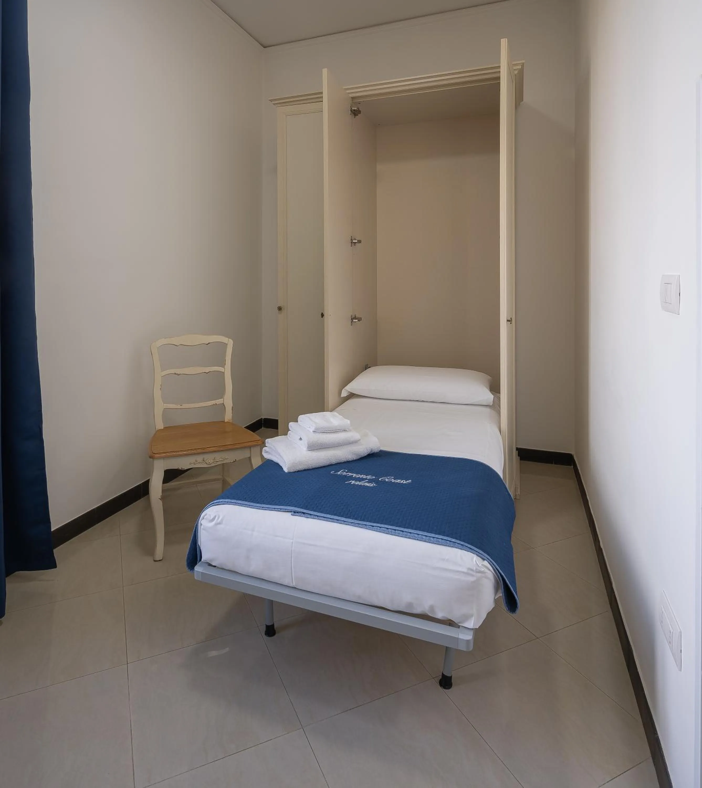 Bed in Sorrento Coast Relais