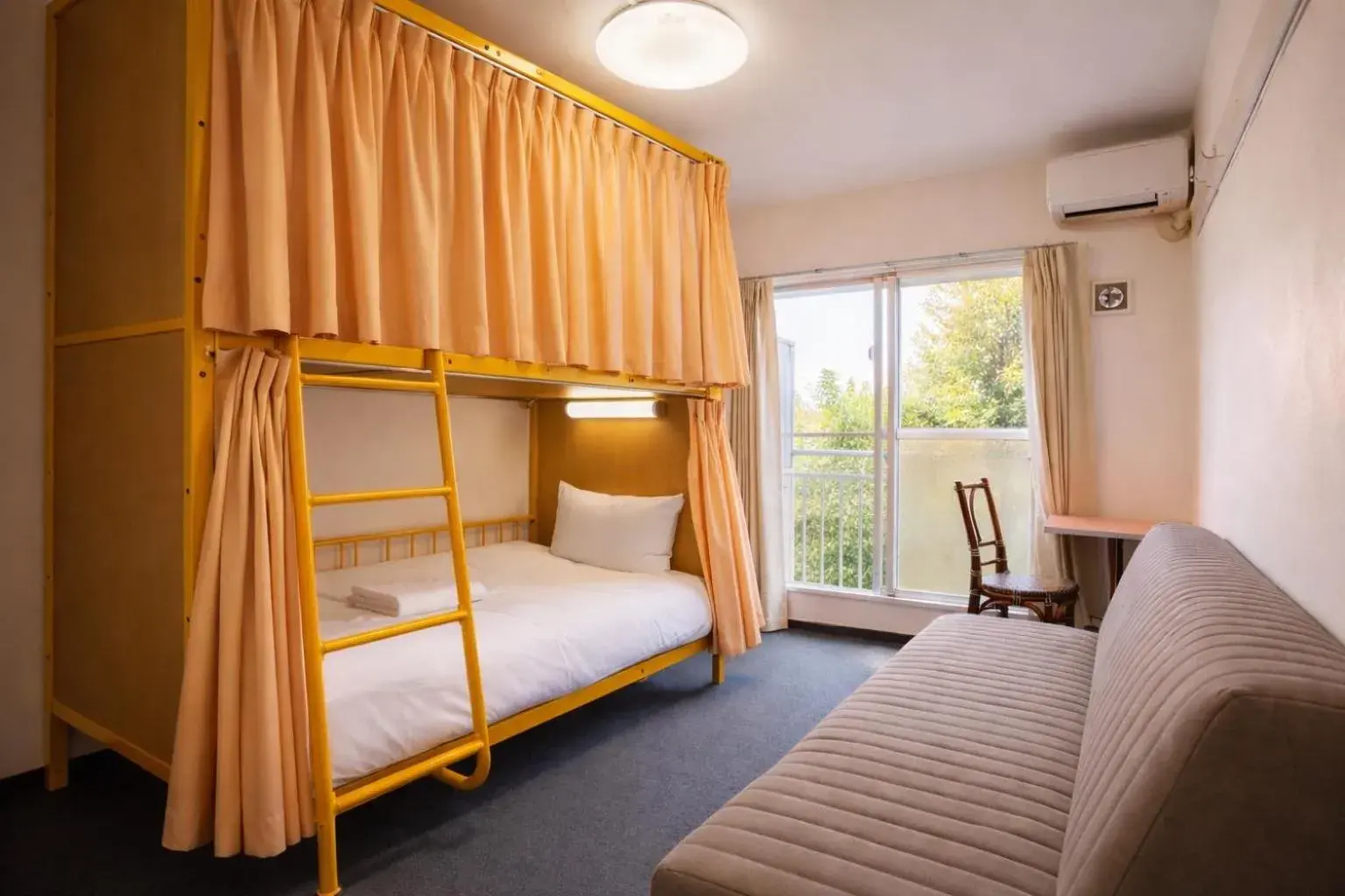 Bed in Sakura Hotel Nippori Bed in Sakura Hotel Nippori