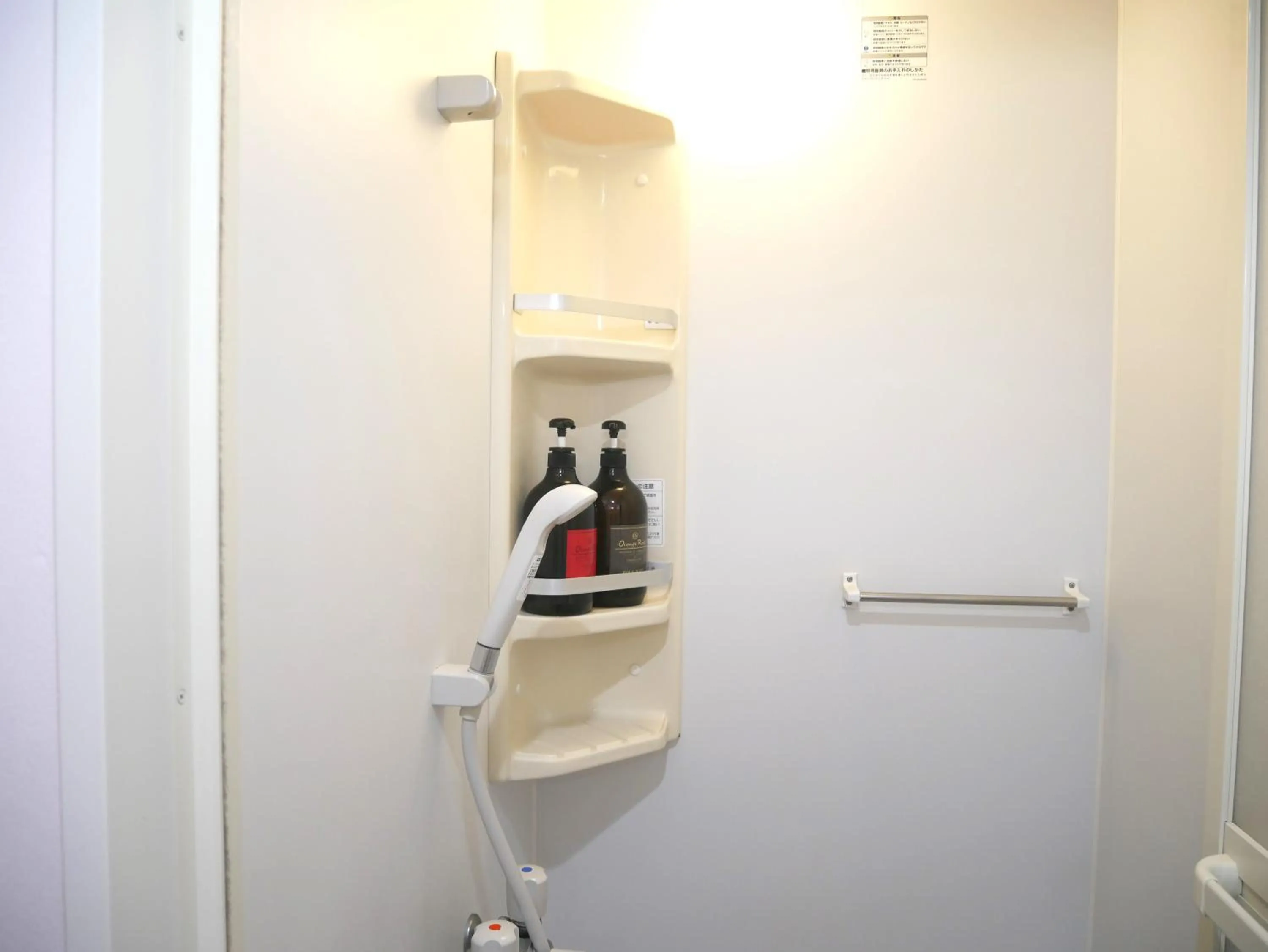 Shower in Sakura Hotel Nippori