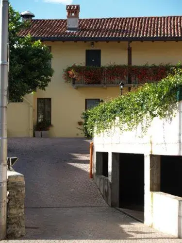 Property Building in Locanda dell'Oca Bianca