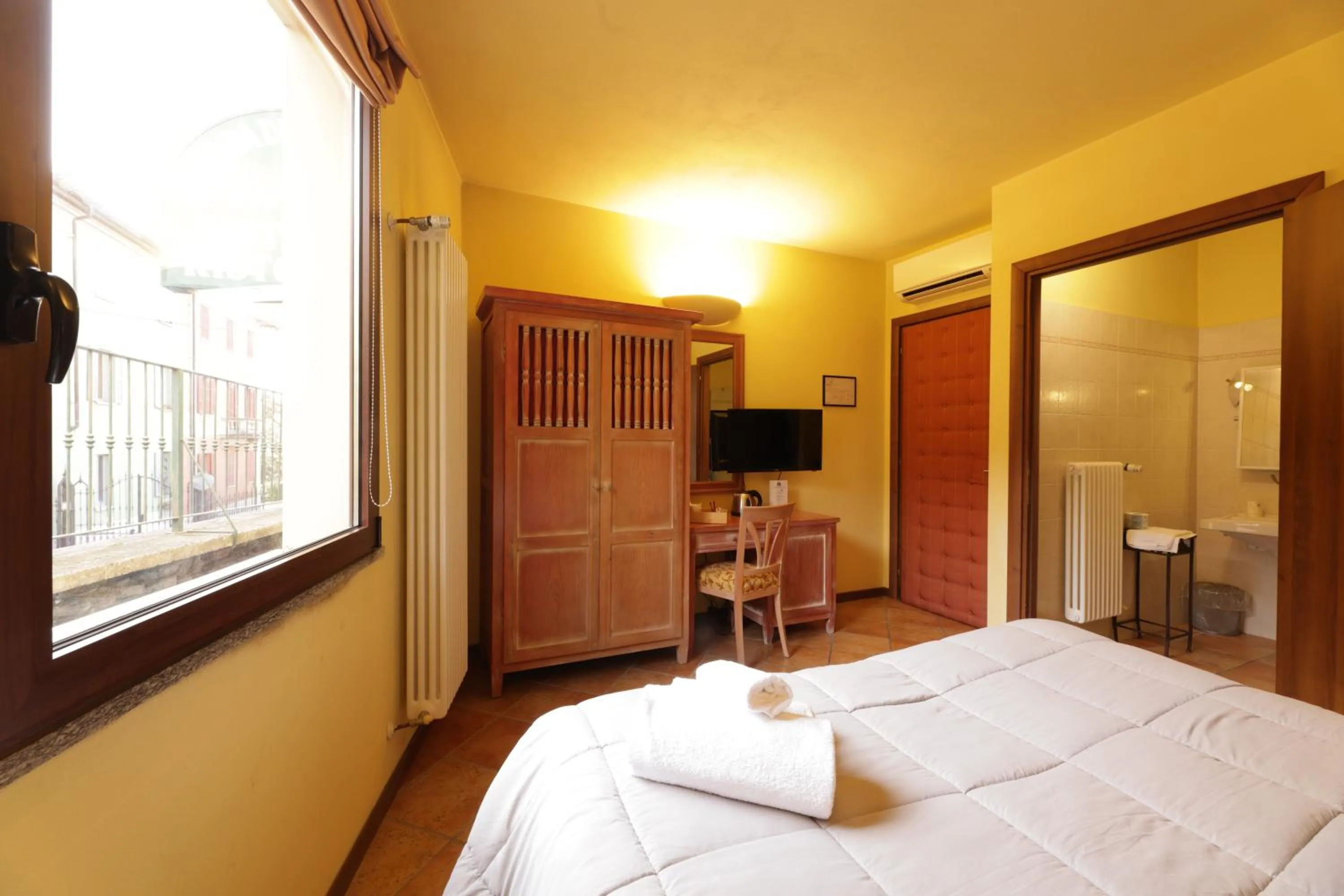 Bed in Hotel Locanda dell'Oca Bianca