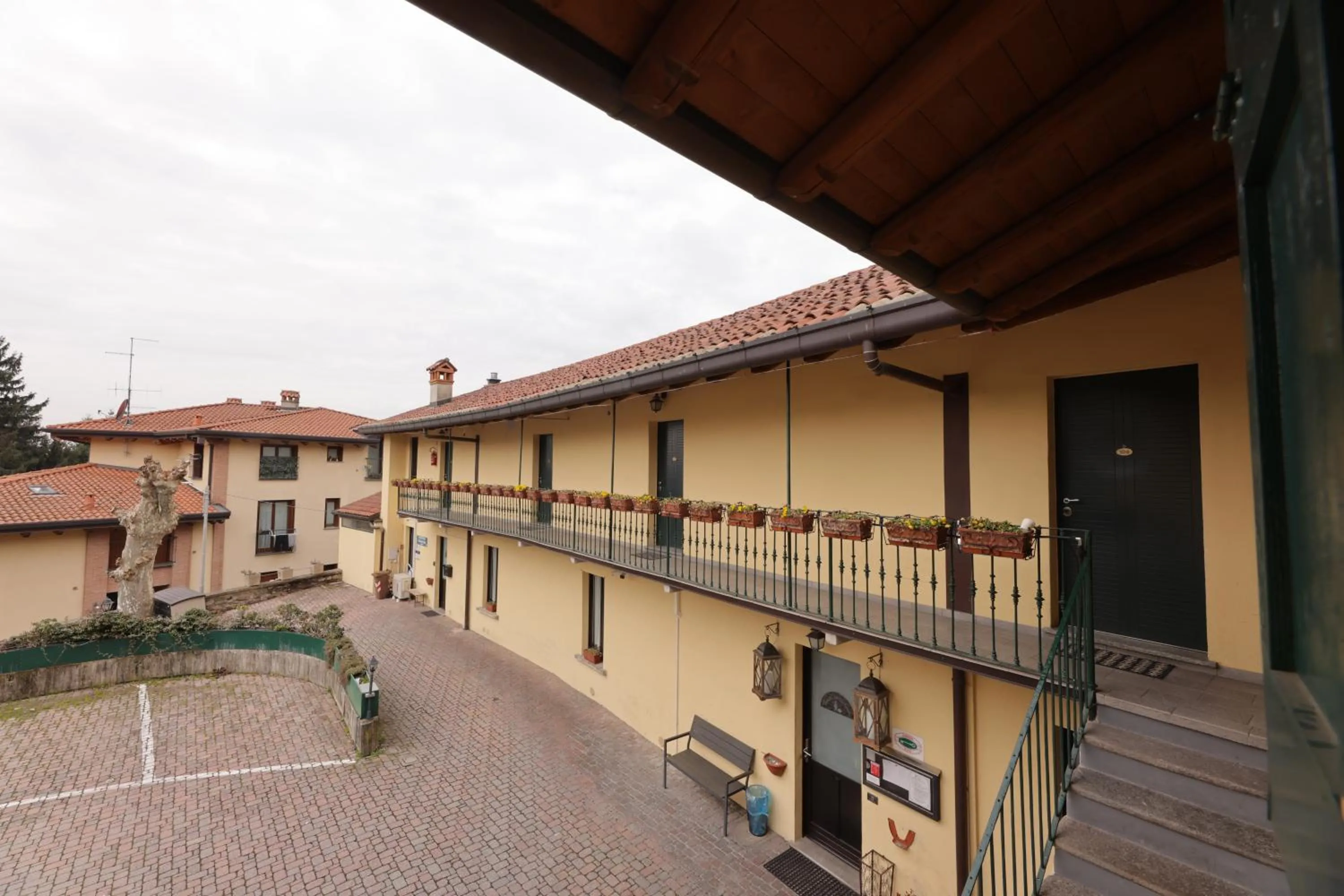 Property building in Hotel Locanda dell'Oca Bianca