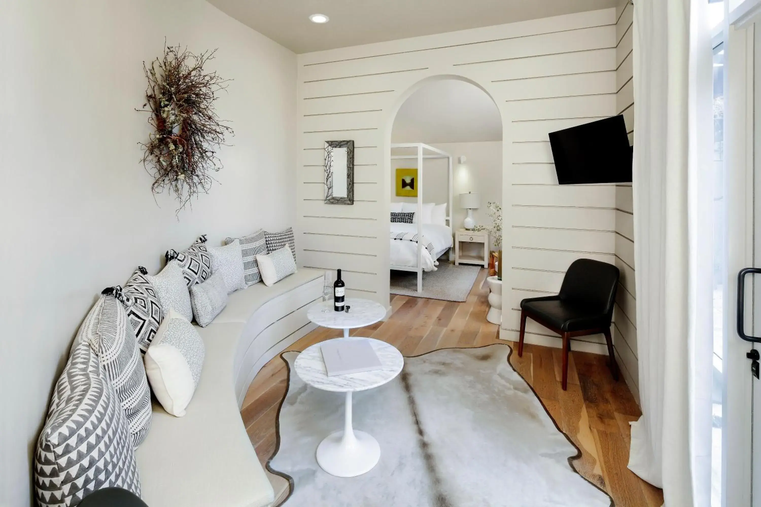 Deluxe King Studio in Rockhouse Suites Deluxe King Studio in Rockhouse Suites