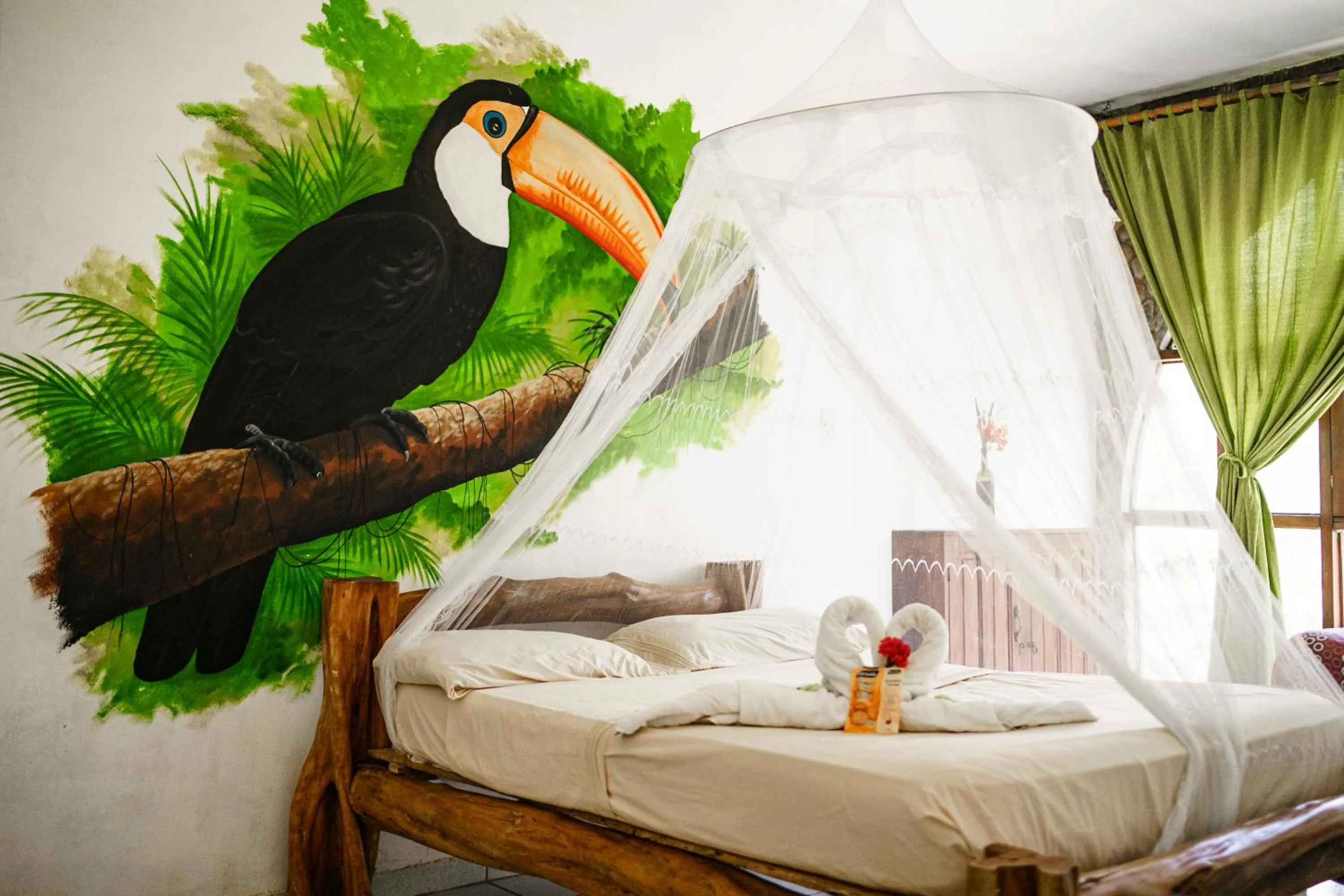 Family Room with Private Bathroom in Lobo Hostel - Rurrenabaque