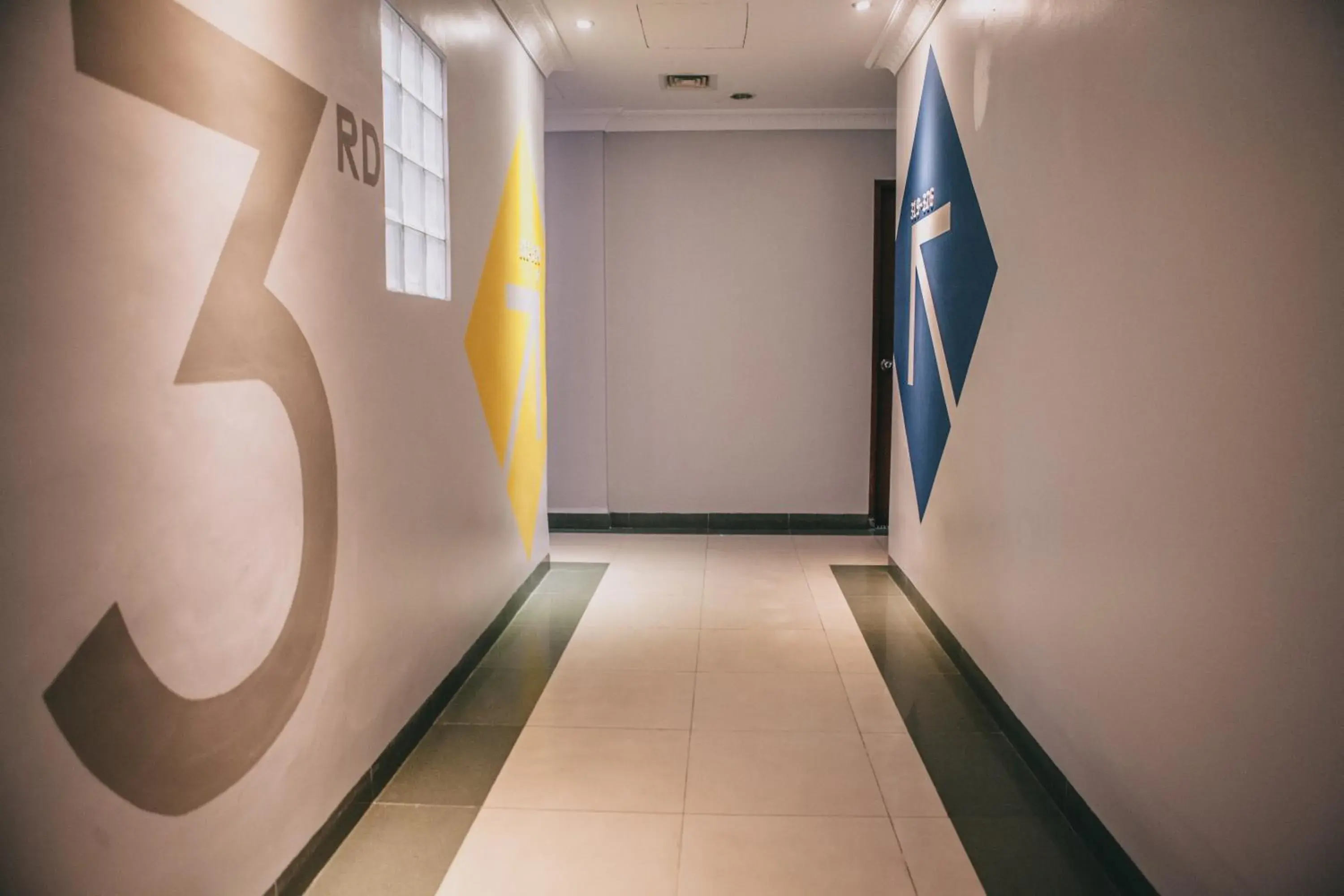 Decorative detail in Hotel Gloris Decorative detail in Hotel Gloris