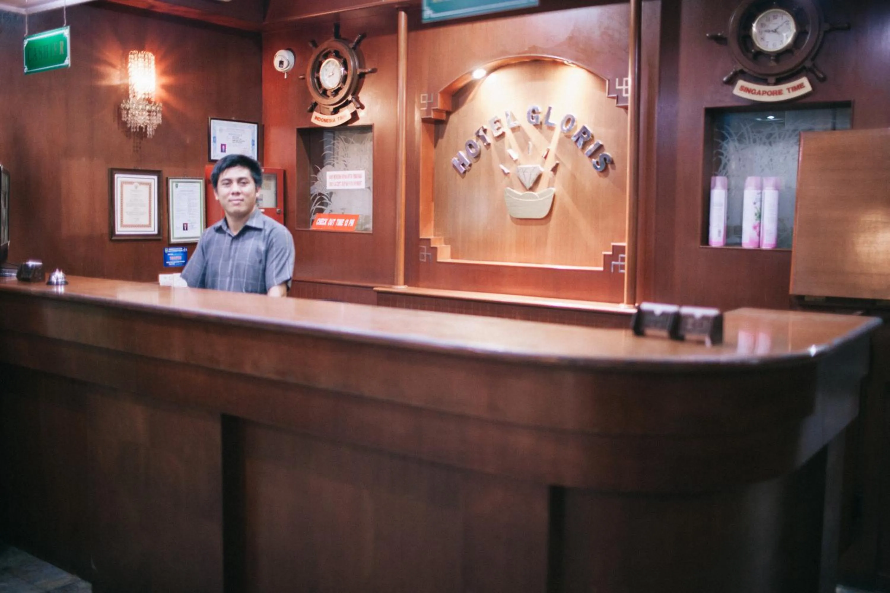 Property building, Lobby/Reception in Hotel Gloris