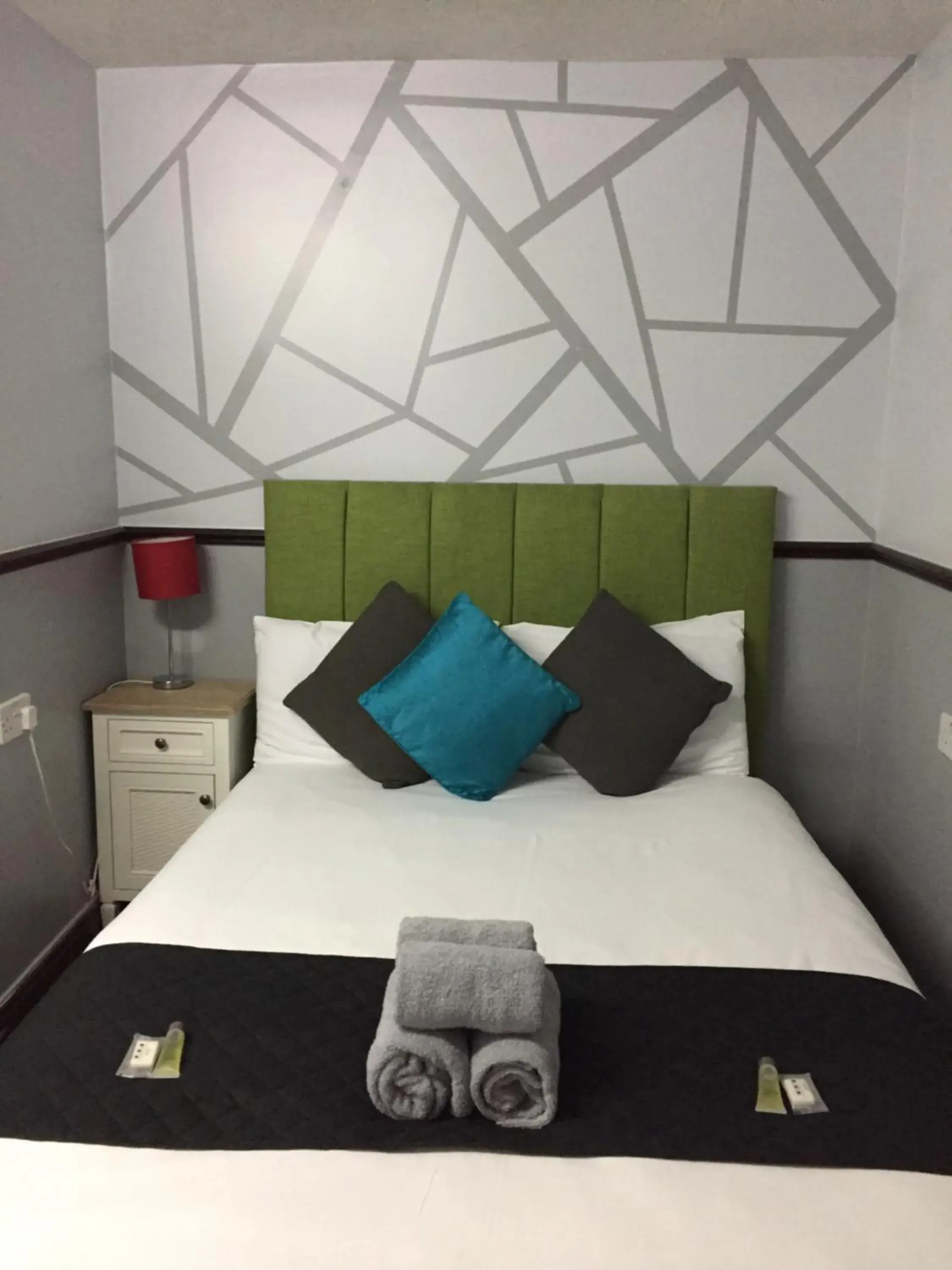 Decorative detail, Bed in Queens Guesthouse Manchester Decorative detail, Bed in Queens Guesthouse Manchester