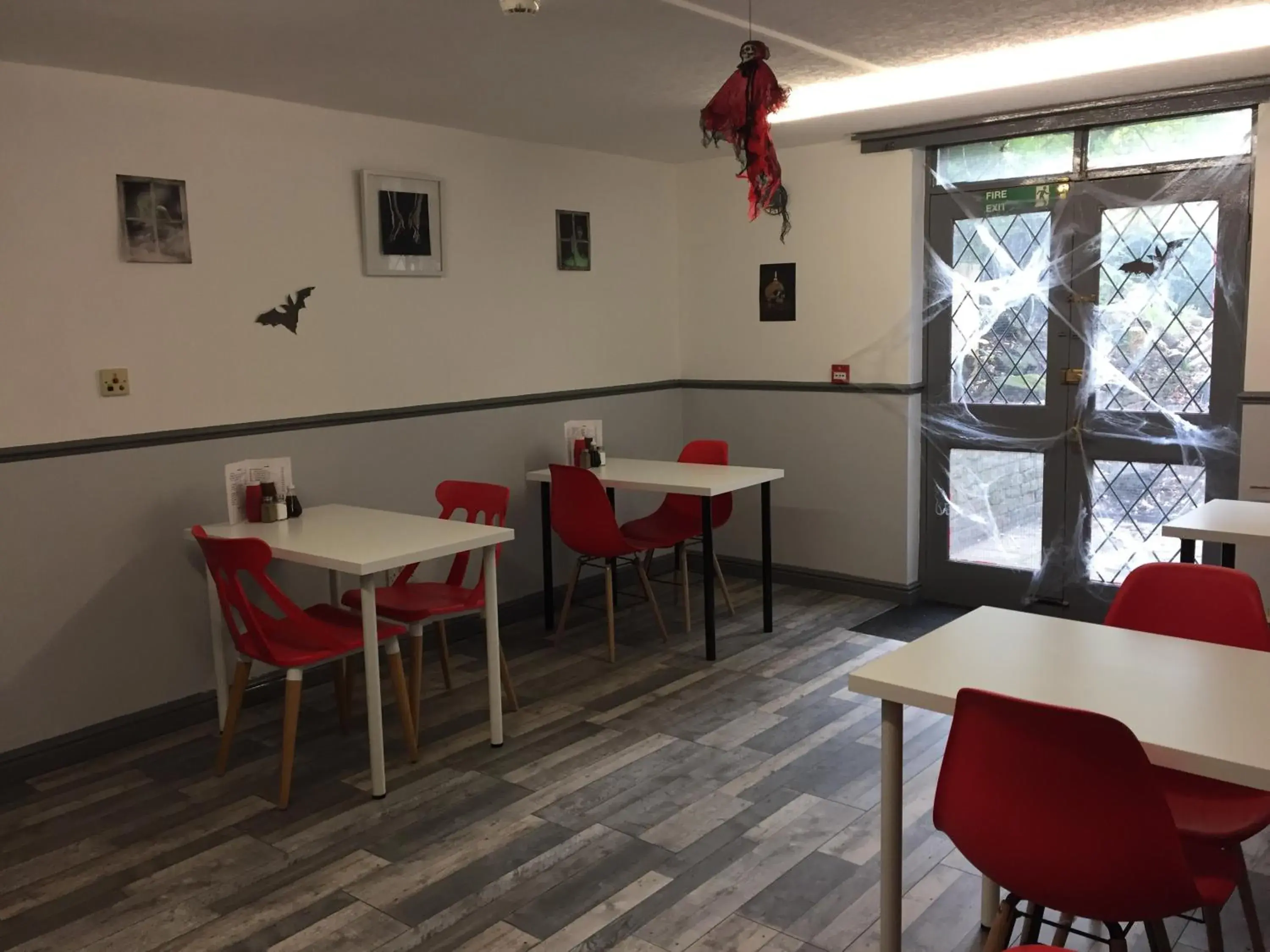 Food and drinks in Queens Guesthouse Manchester Food and drinks in Queens Guesthouse Manchester